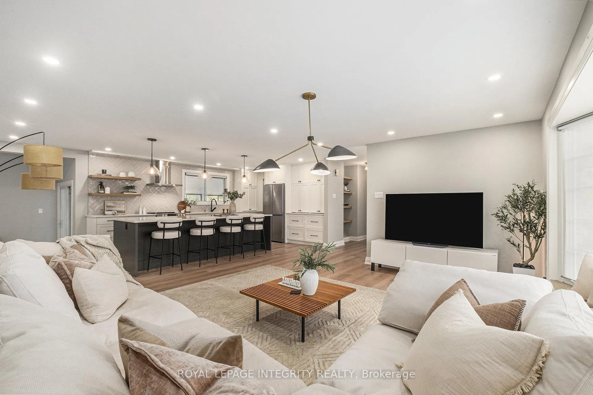 Photo 10 of 1843 Rideau Road, Ottawa, Riverside South — HOMEH