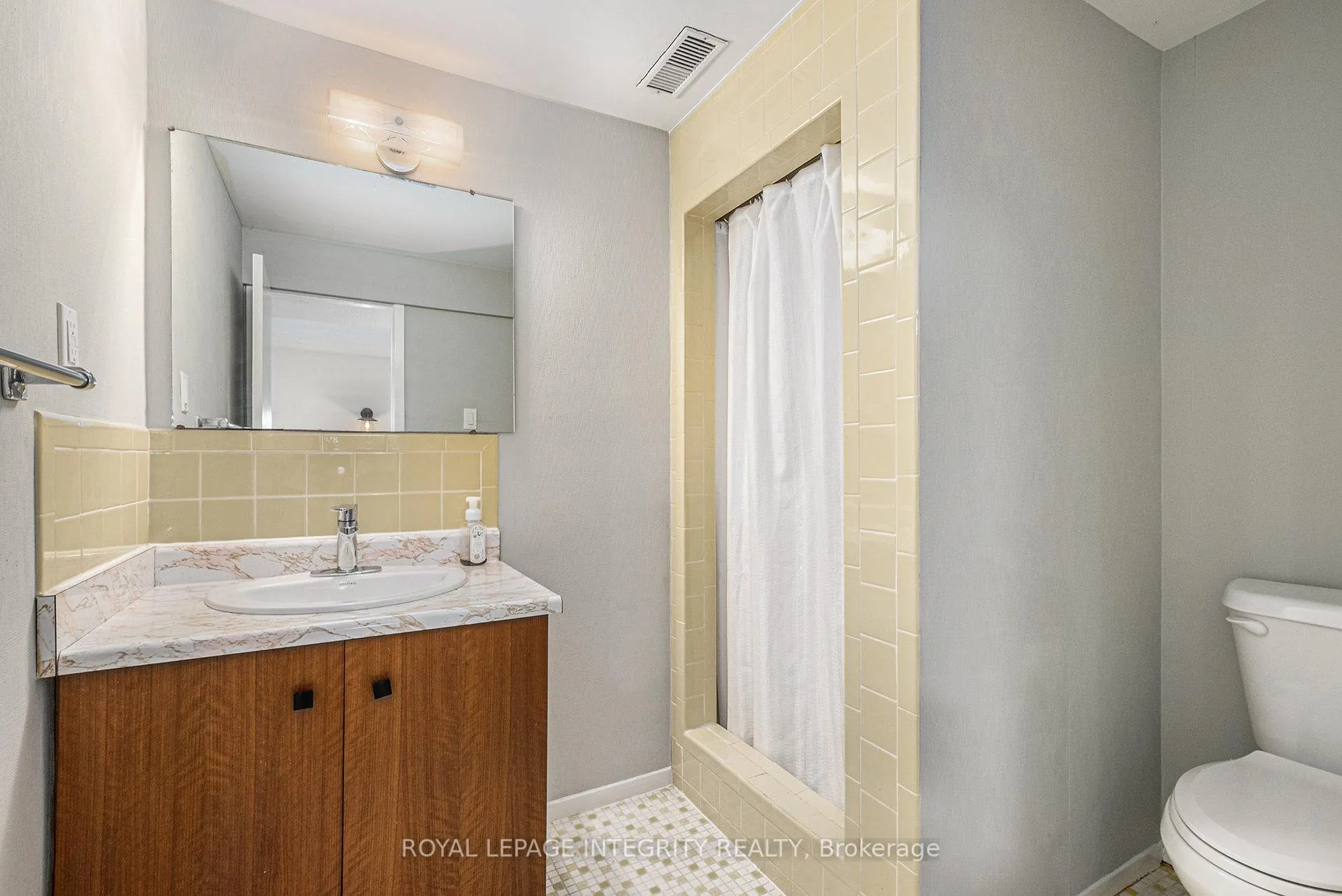 Photo 24 of 1843 Rideau Road, Ottawa, Riverside South — HOMEH