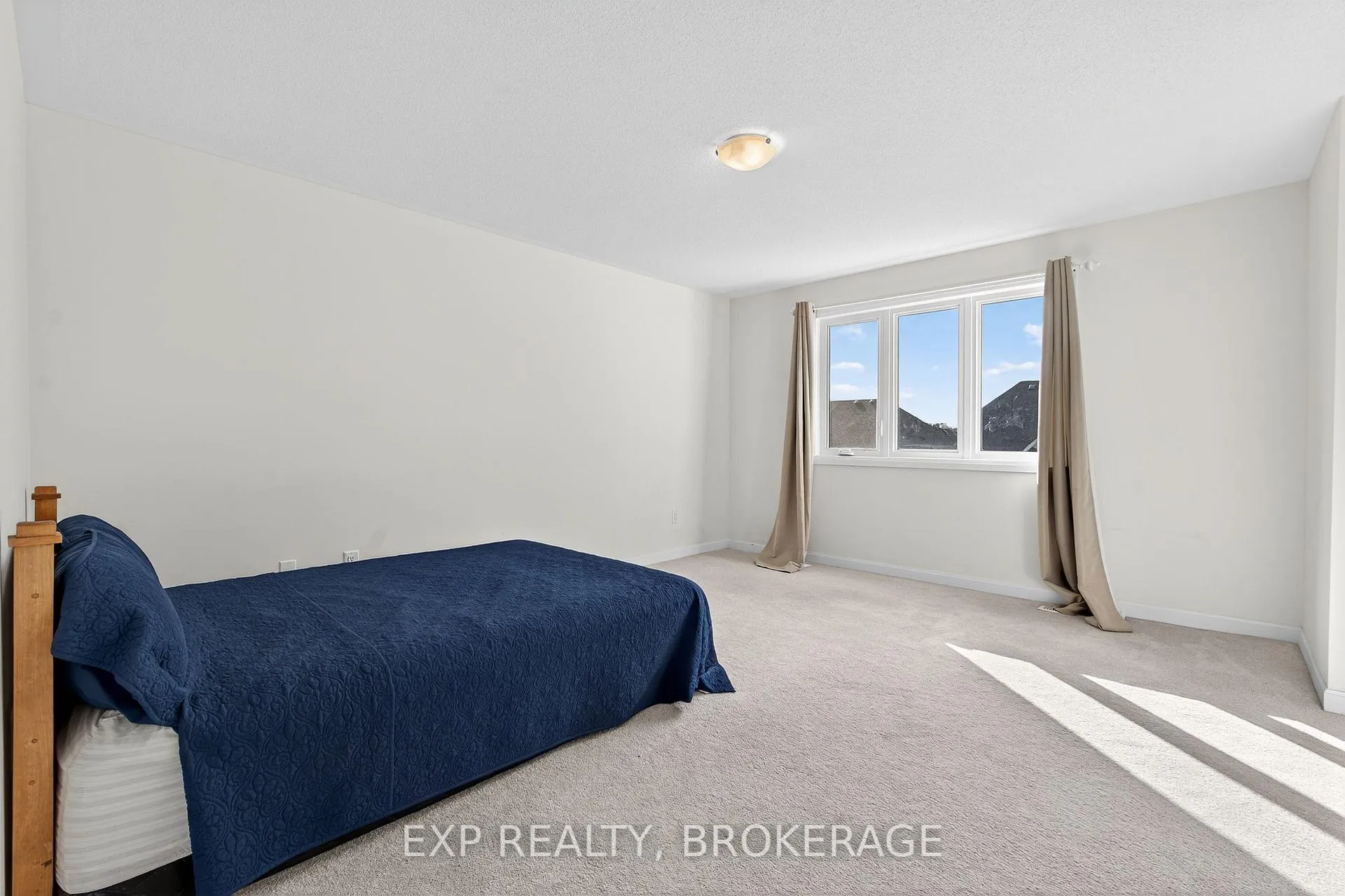 Photo 19 of 73 Oakmont Drive, Loyalist, Bath — HOMEH