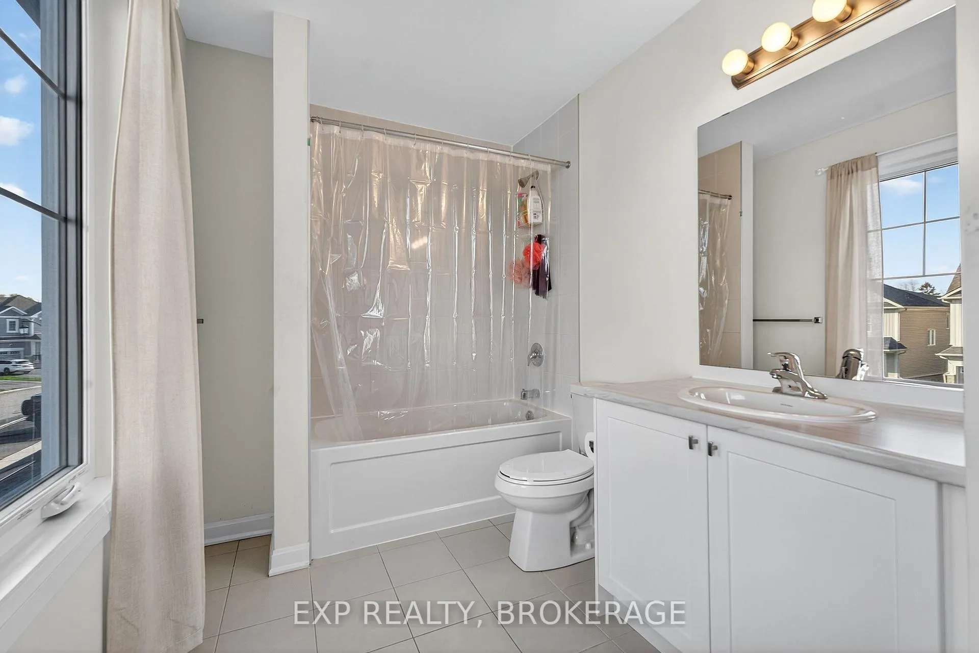 Photo 26 of 73 Oakmont Drive, Loyalist, Bath — HOMEH