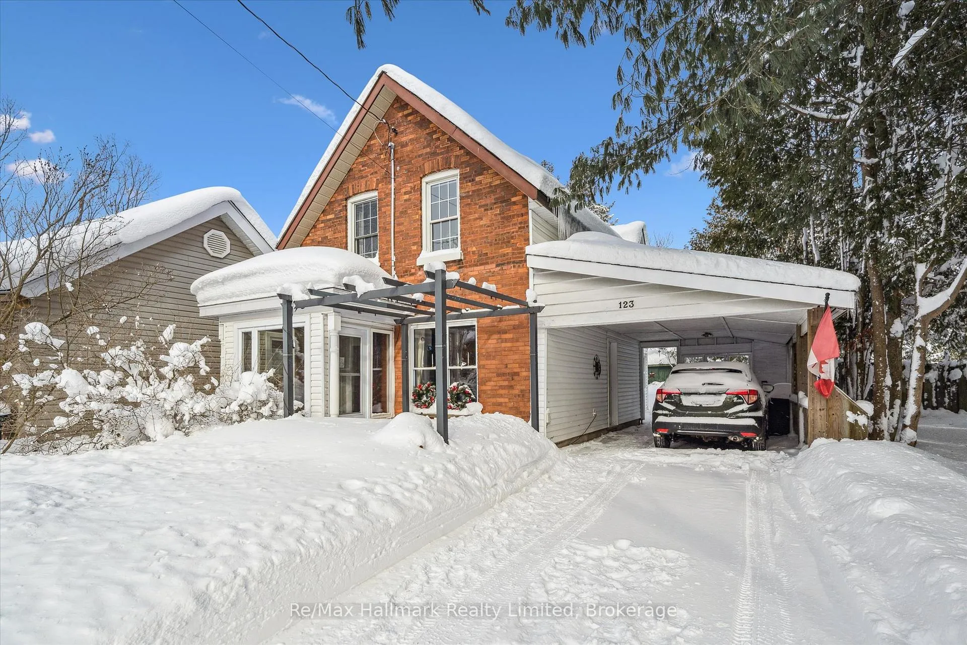 Photo 5 of 123 James Street, Bracebridge, Macaulay — HOMEH