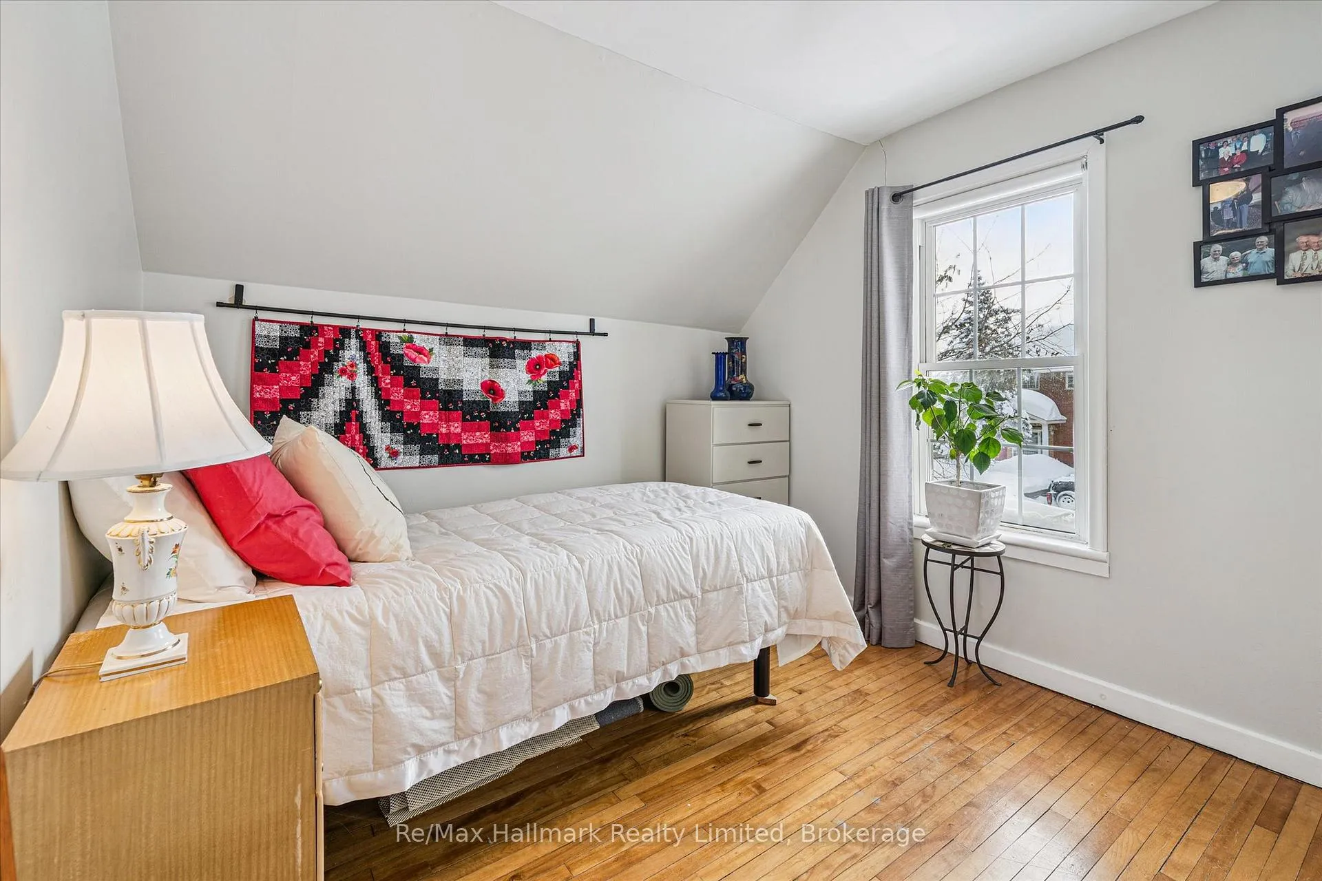 Photo 27 of 123 James Street, Bracebridge, Macaulay — HOMEH