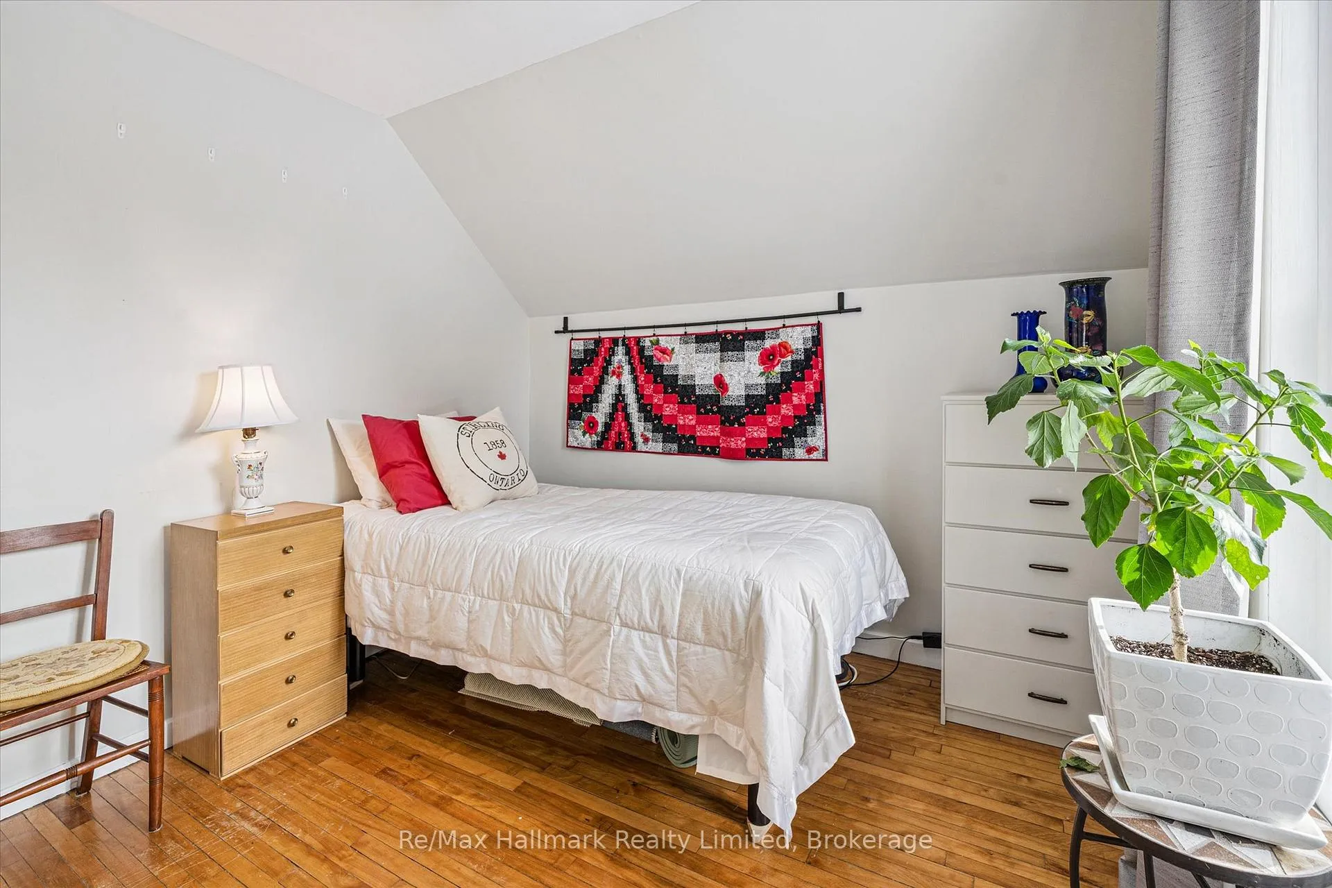 Photo 28 of 123 James Street, Bracebridge, Macaulay — HOMEH