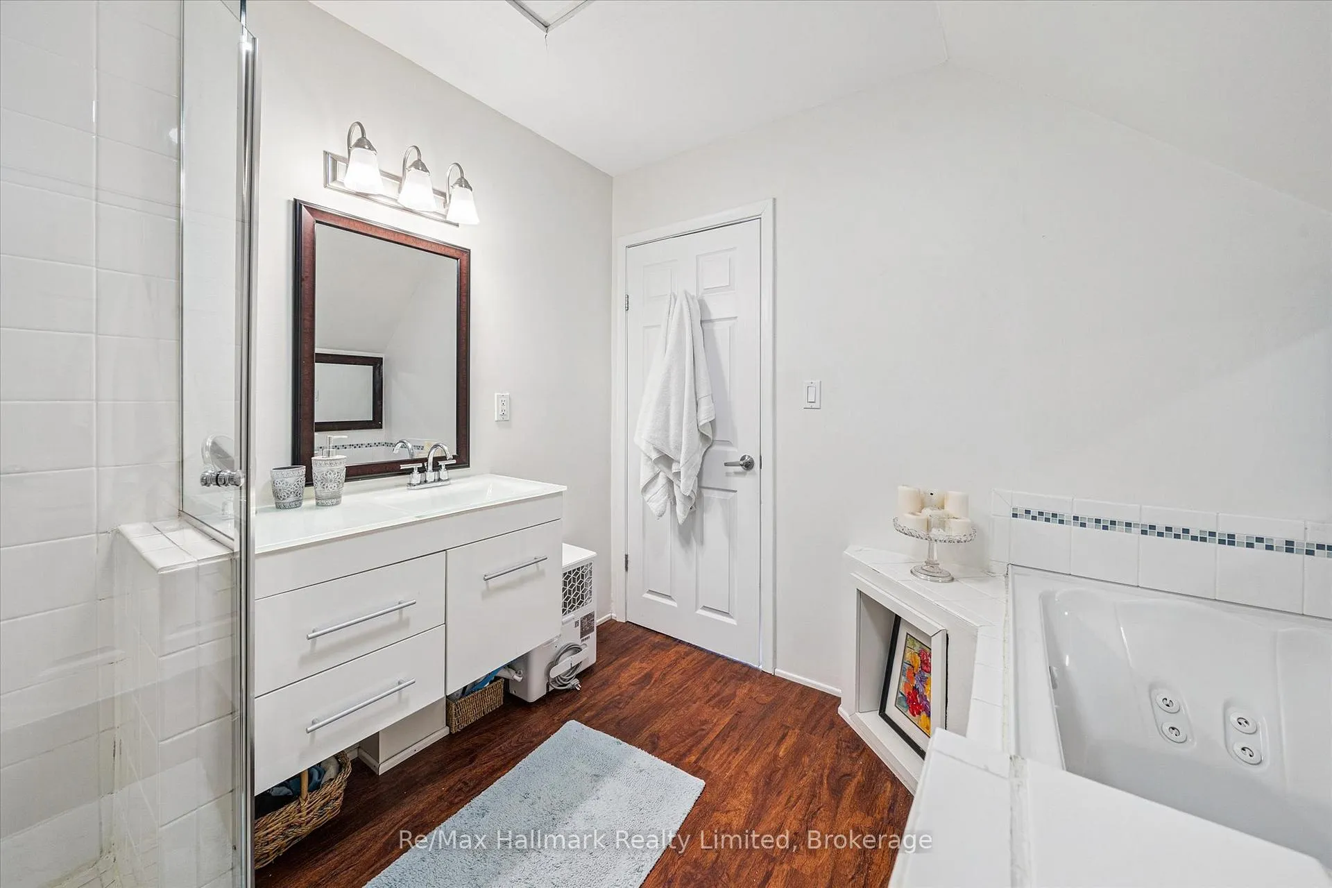Photo 31 of 123 James Street, Bracebridge, Macaulay — HOMEH