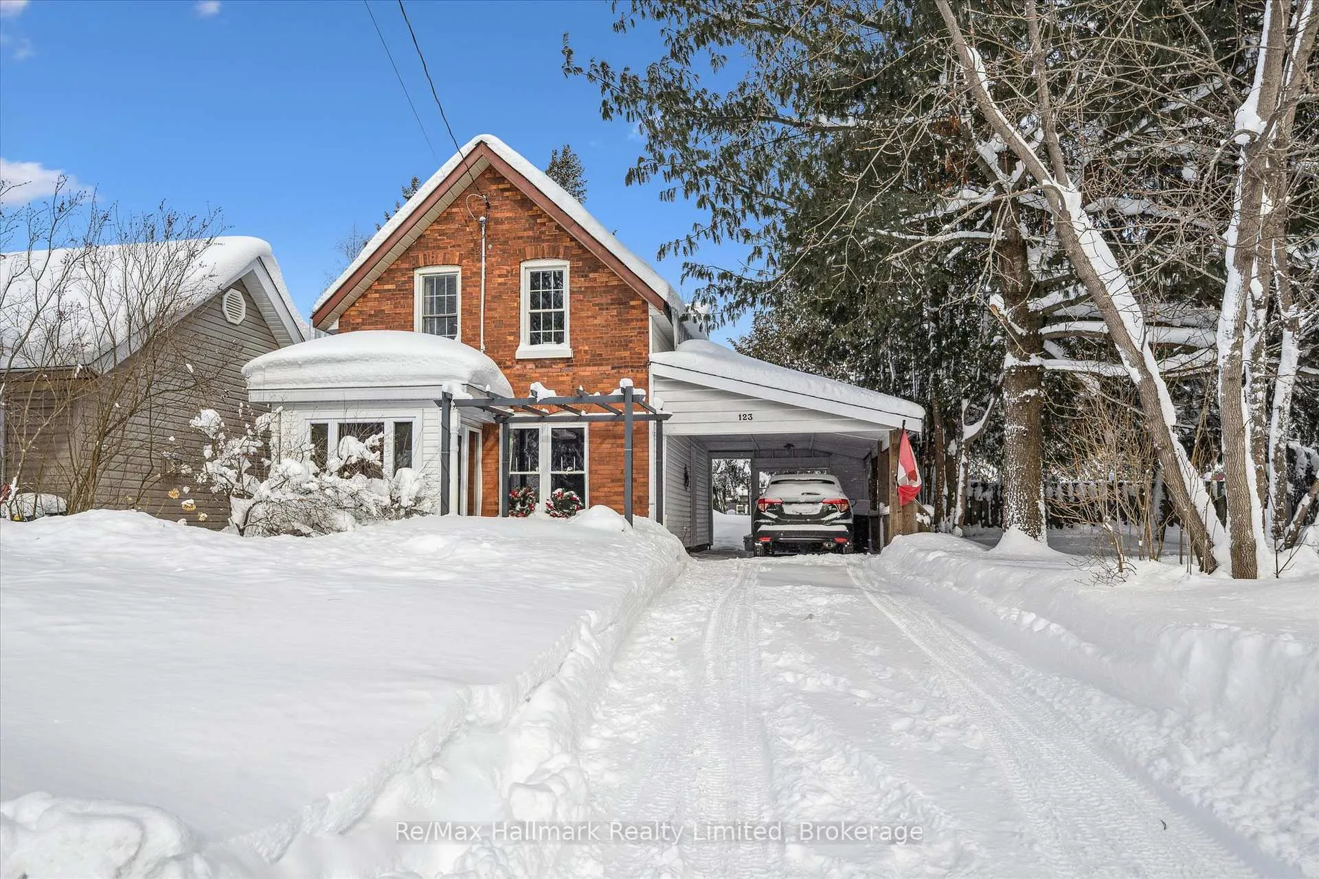 Photo 42 of 123 James Street, Bracebridge, Macaulay — HOMEH