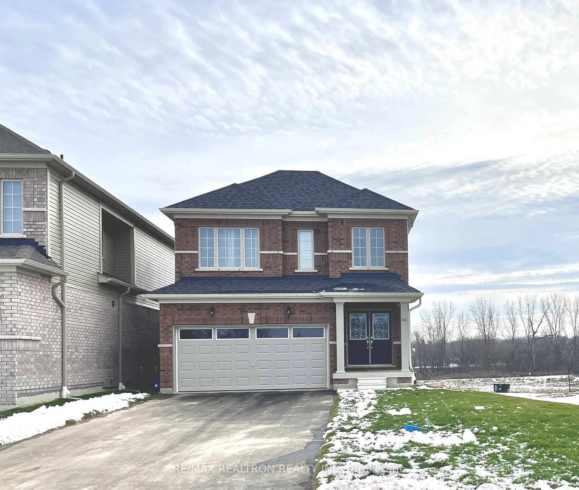 Photo 1 of 88 Gilham Way, Brant, Paris — HOMEH