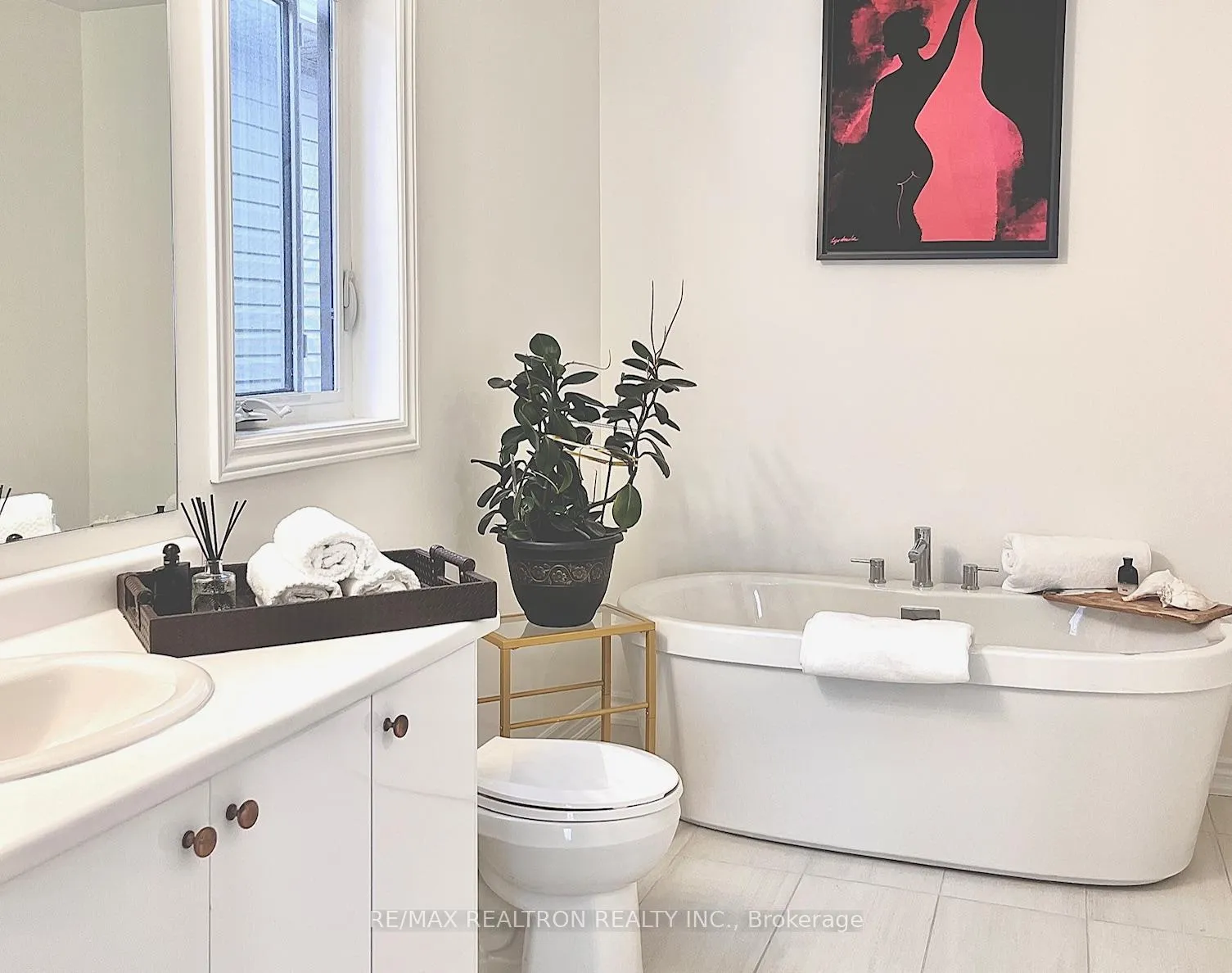 Photo 10 of 88 Gilham Way, Brant, Paris — HOMEH