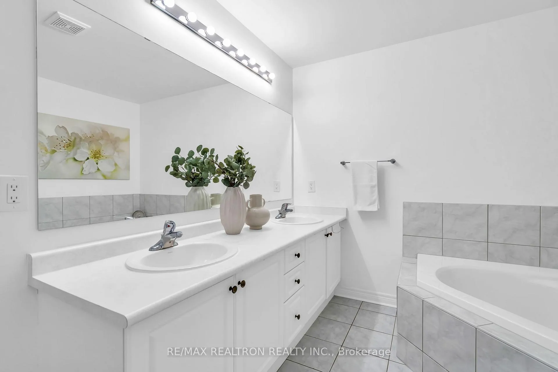 Photo 29 of Unit 1, 8900 Bathurst Street, Vaughan, Patterson — HOMEH