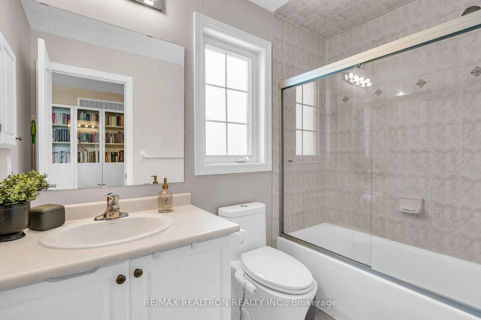 Photo 36 of Unit 1, 8900 Bathurst Street, Vaughan, Patterson — HOMEH