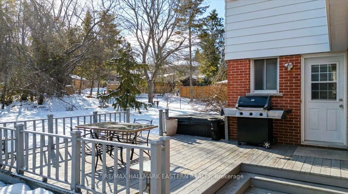Photo 31 of 1193 Huron Street, Peterborough, Northcrest Ward 5 — HOMEH