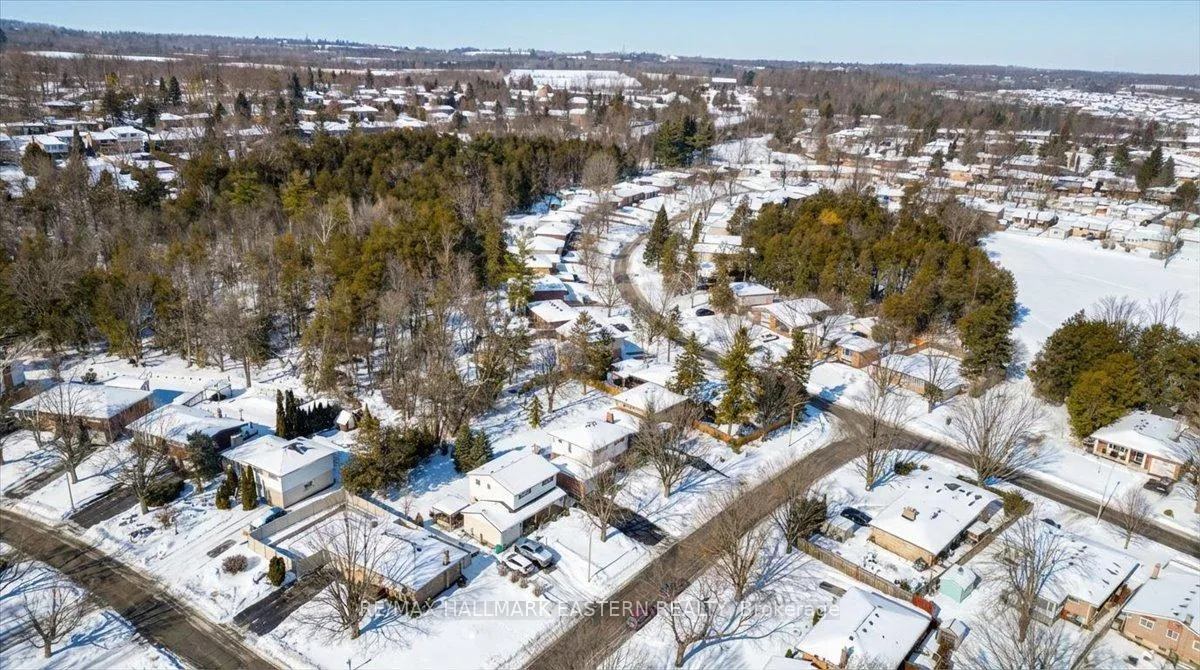 Photo 42 of 1193 Huron Street, Peterborough, Northcrest Ward 5 — HOMEH