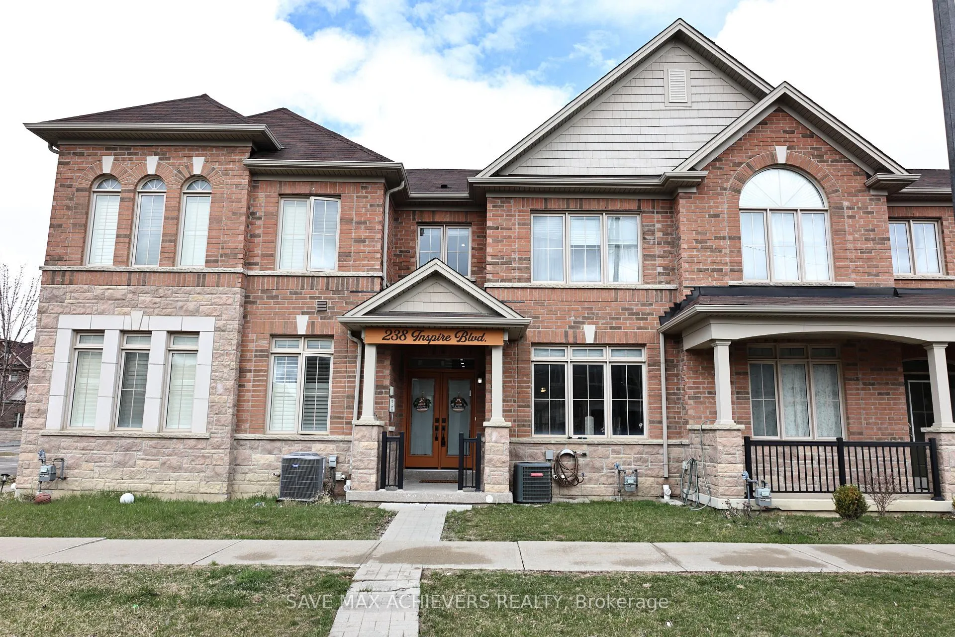 Photo 4 of 238 Inspire Boulevard N, Brampton, Sandringham-Wellington North — HOMEH