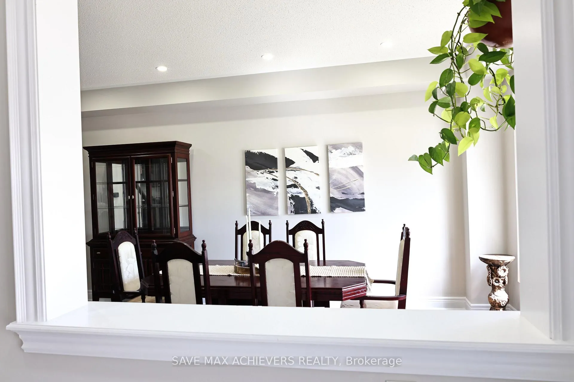 Photo 8 of 238 Inspire Boulevard N, Brampton, Sandringham-Wellington North — HOMEH