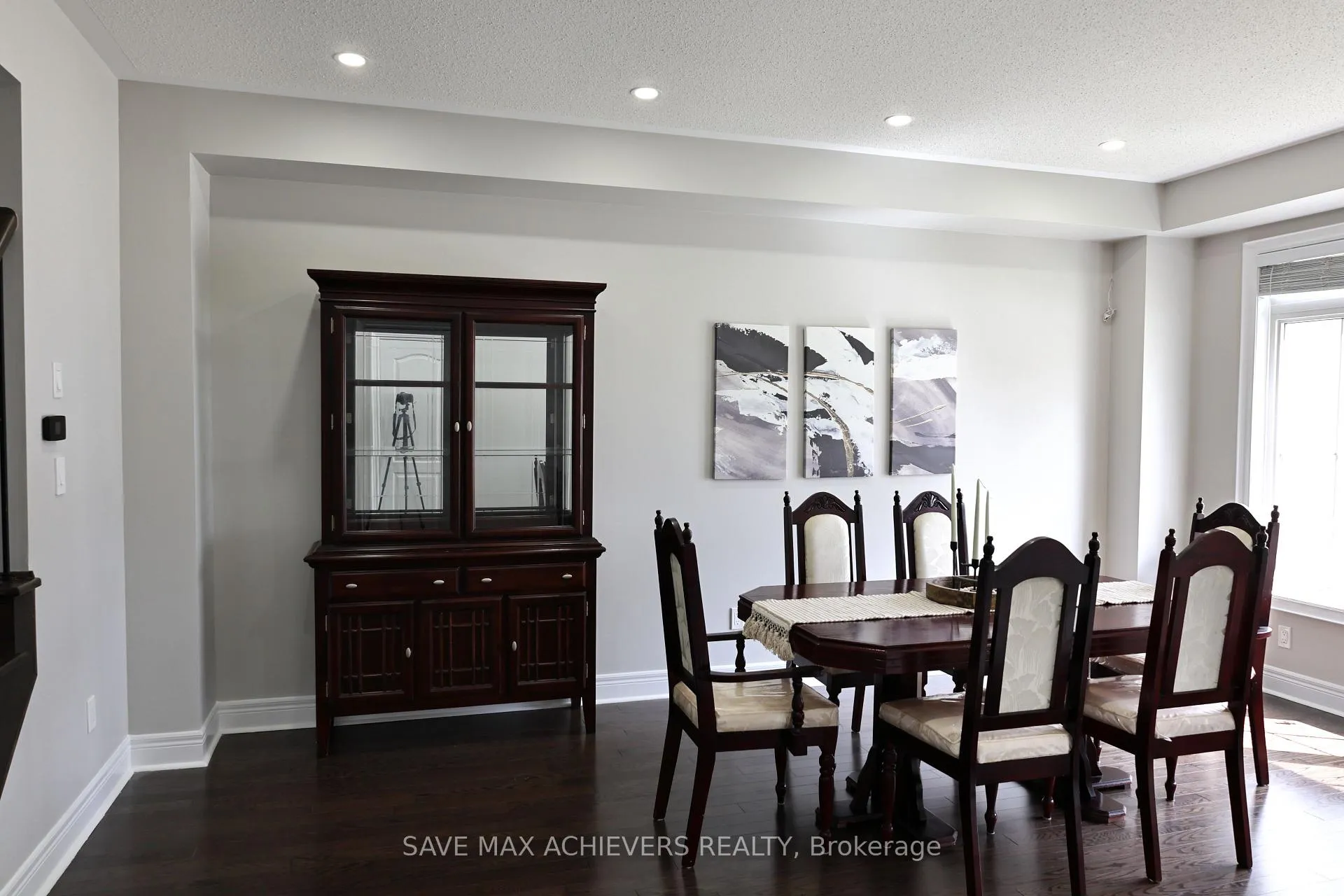 Photo 10 of 238 Inspire Boulevard N, Brampton, Sandringham-Wellington North — HOMEH