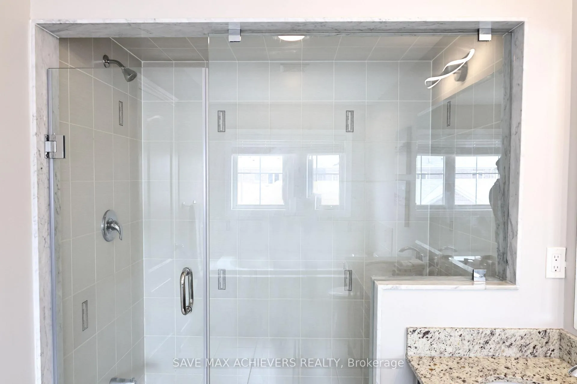 Photo 33 of 238 Inspire Boulevard N, Brampton, Sandringham-Wellington North — HOMEH