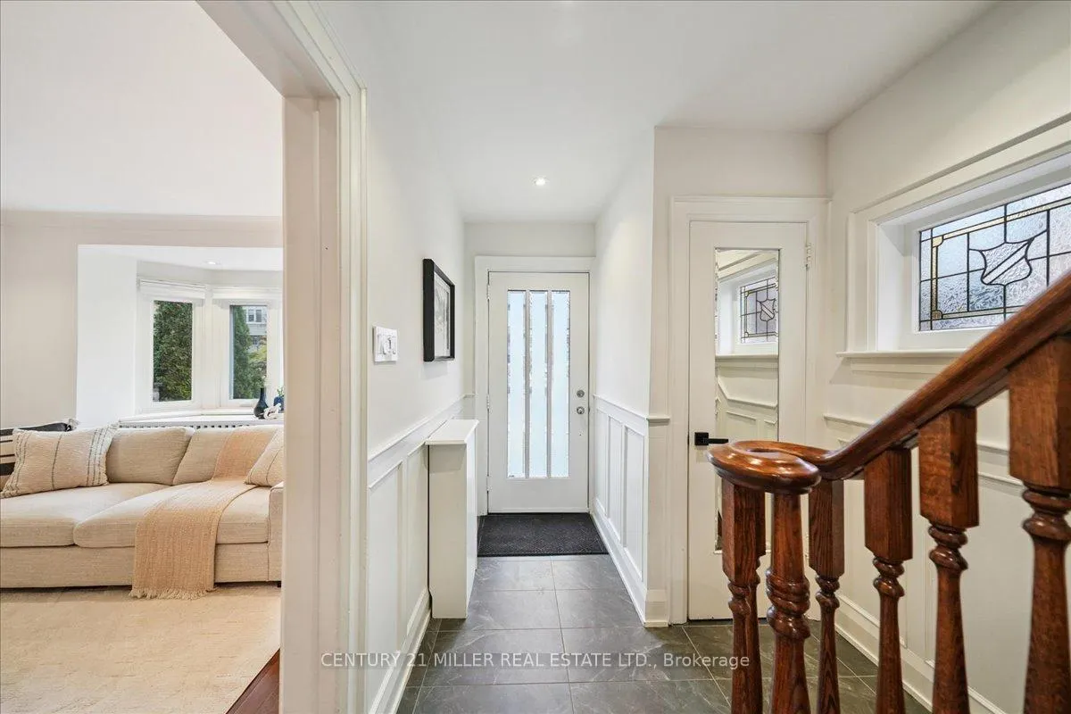 Photo 4 of 94 Castlewood Road, Toronto, Lawrence Park South — HOMEH