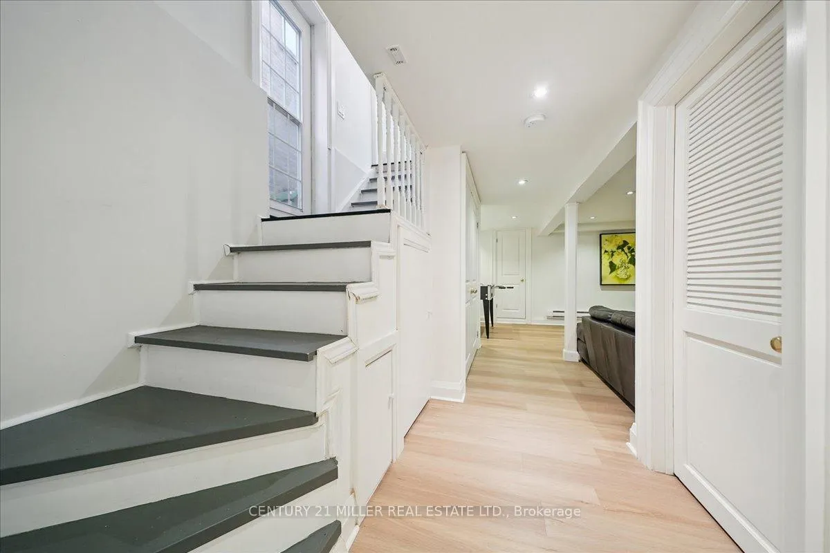 Photo 27 of 94 Castlewood Road, Toronto, Lawrence Park South — HOMEH