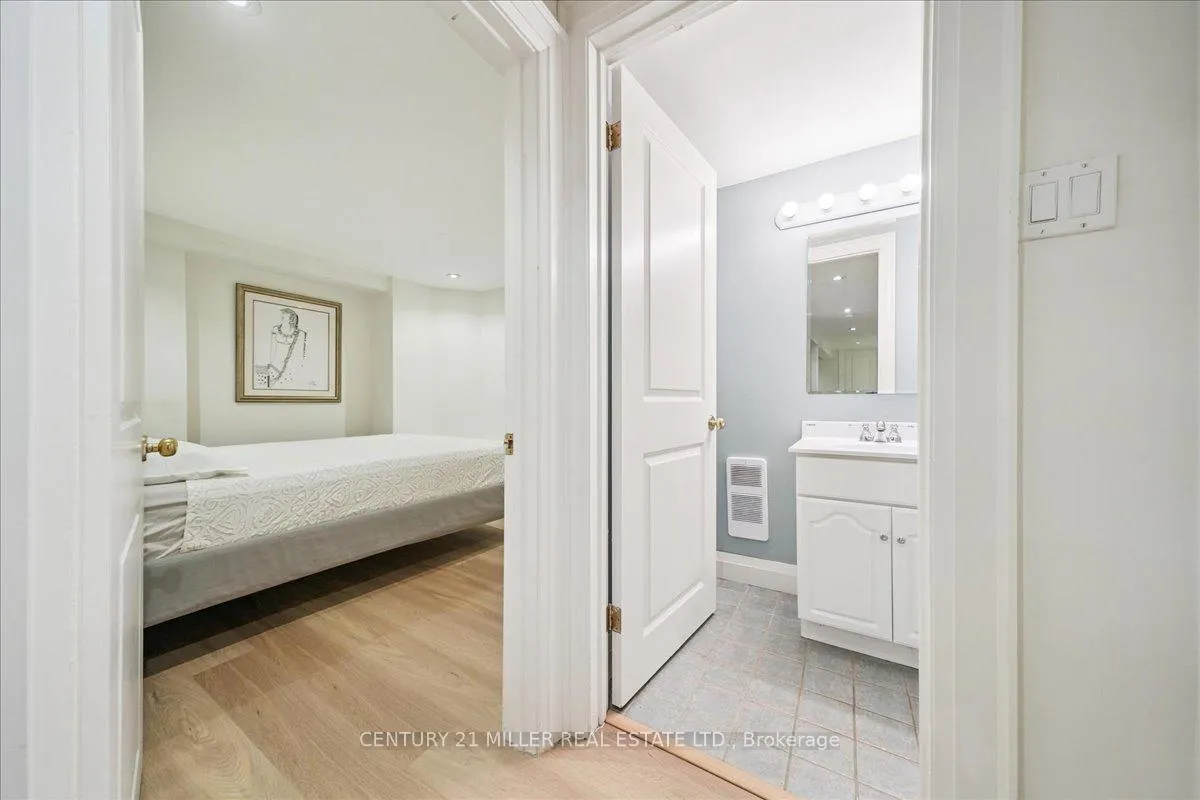 Photo 30 of 94 Castlewood Road, Toronto, Lawrence Park South — HOMEH