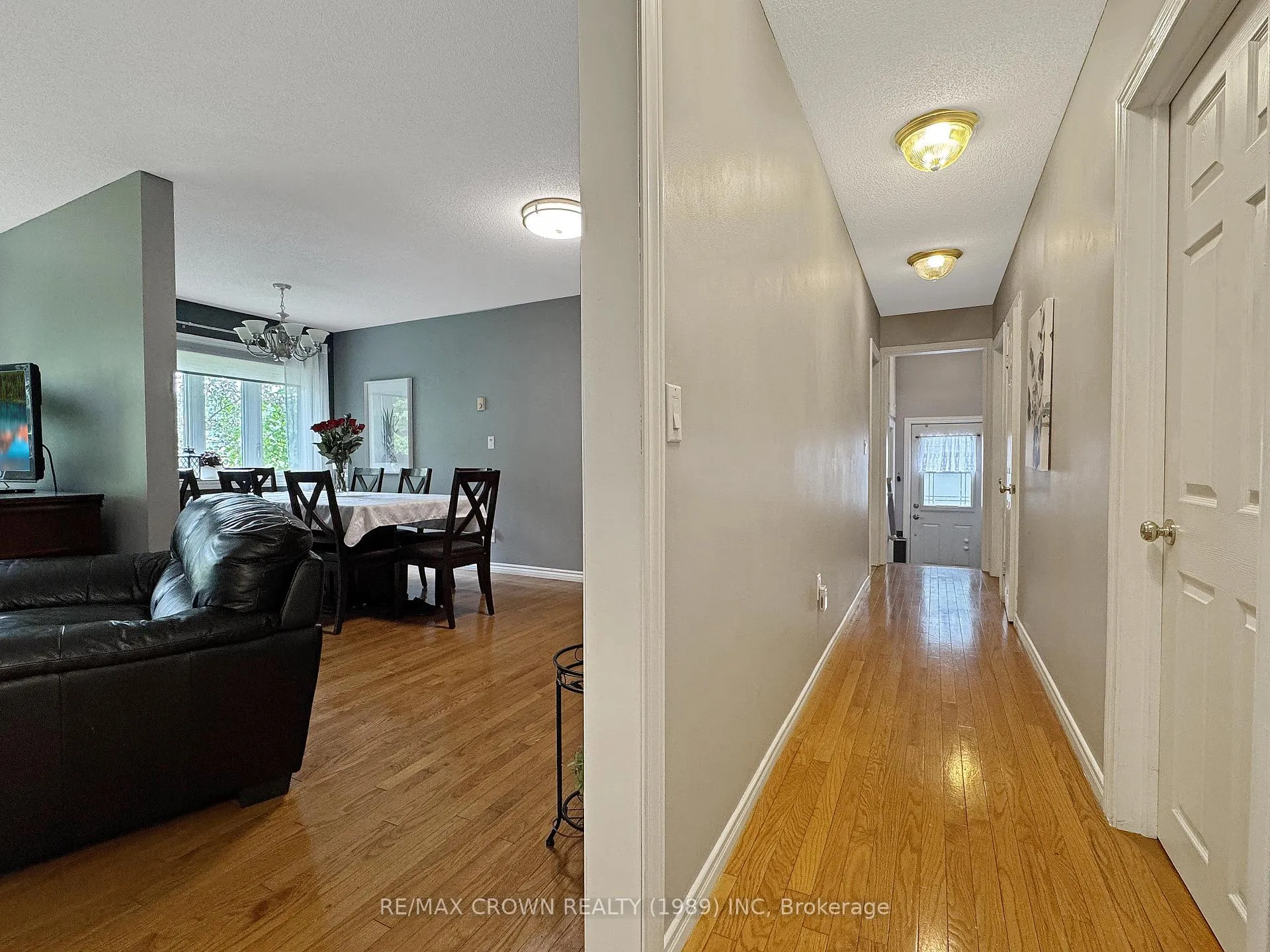 Photo 12 of 220 Third Avenue, Hornepayne — HOMEH