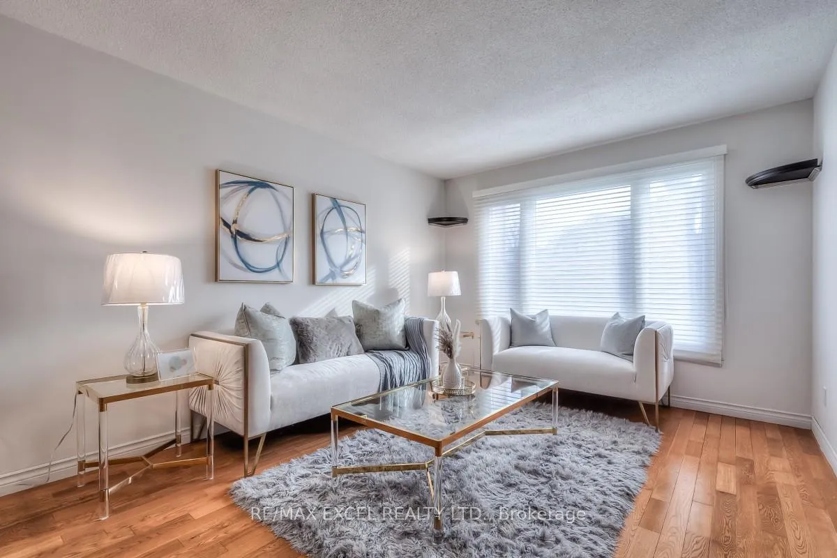 Photo 4 of 170 Amber Avenue, Oshawa, McLaughlin — HOMEH