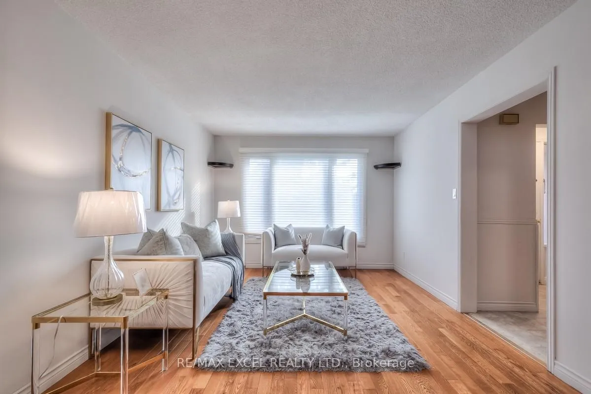 Photo 5 of 170 Amber Avenue, Oshawa, McLaughlin — HOMEH