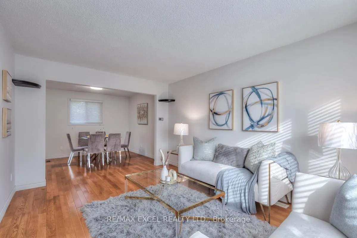 Photo 6 of 170 Amber Avenue, Oshawa, McLaughlin — HOMEH
