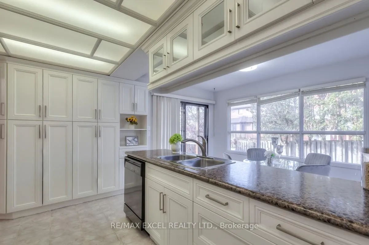 Photo 9 of 170 Amber Avenue, Oshawa, McLaughlin — HOMEH