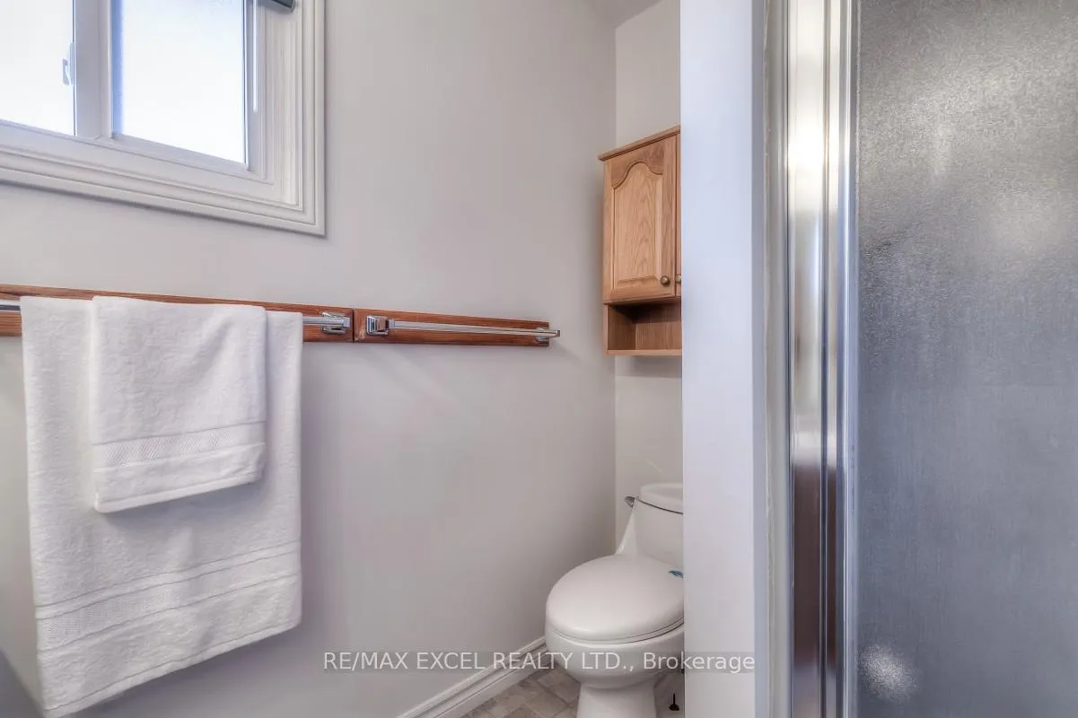 Photo 23 of 170 Amber Avenue, Oshawa, McLaughlin — HOMEH