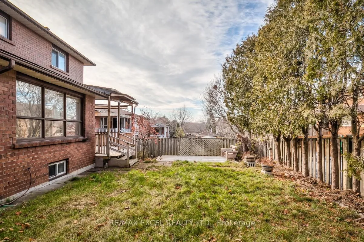 Photo 36 of 170 Amber Avenue, Oshawa, McLaughlin — HOMEH