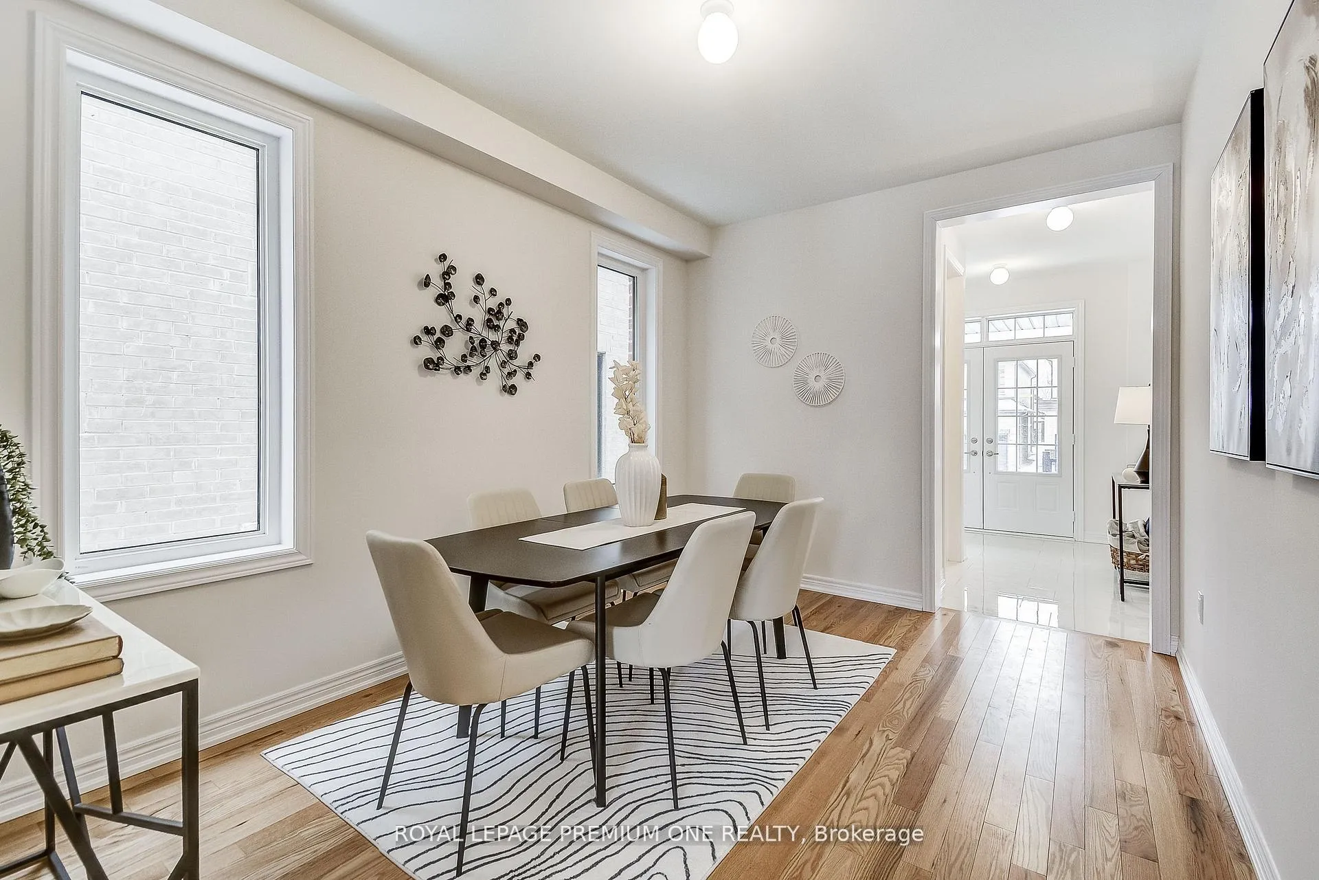 Photo 10 of 440 Kennedy Circle, Milton, Cobban — HOMEH