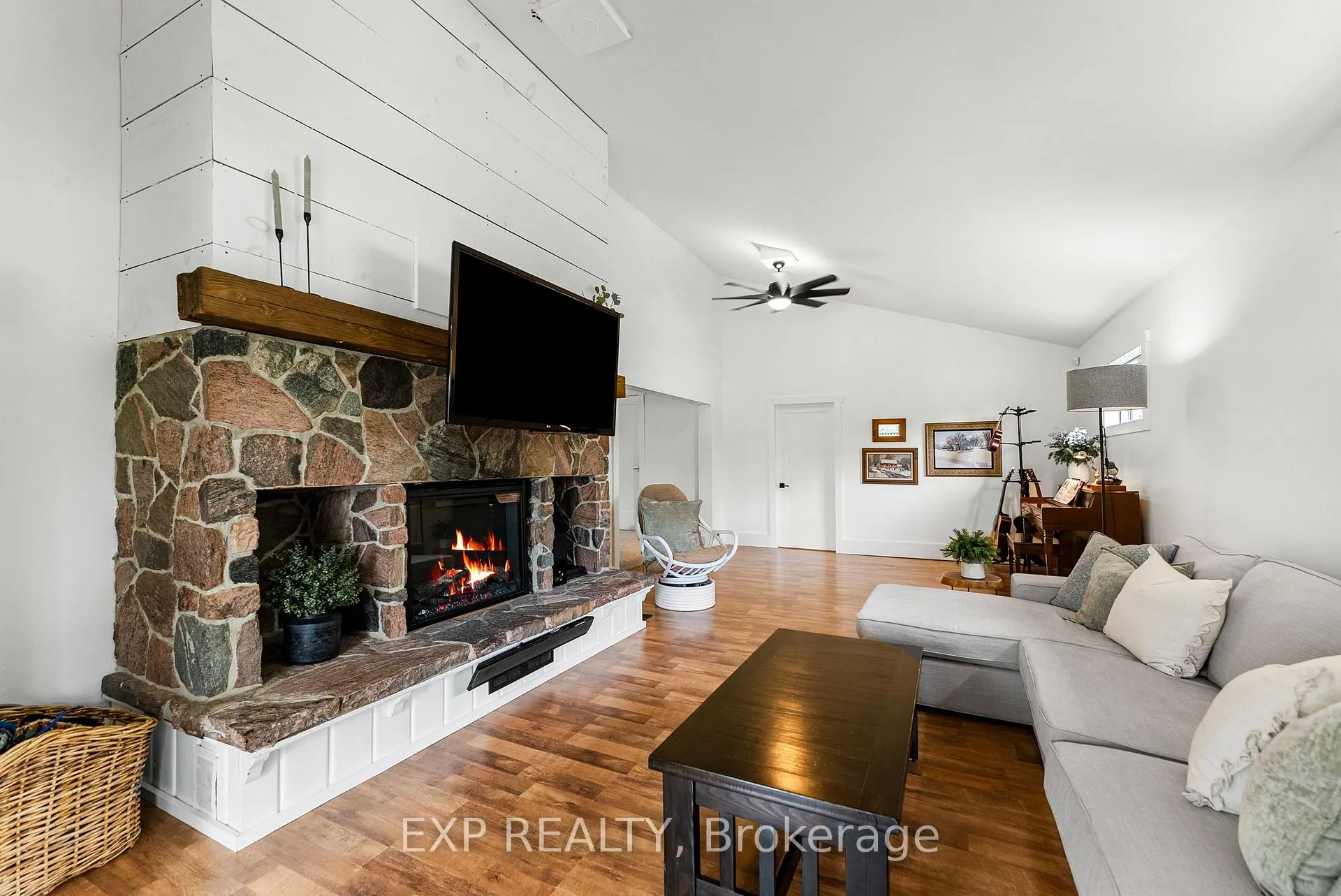 Photo 10 of 1724B Kohlsmith Road, Whitewater Region, Whitewater Region — HOMEH
