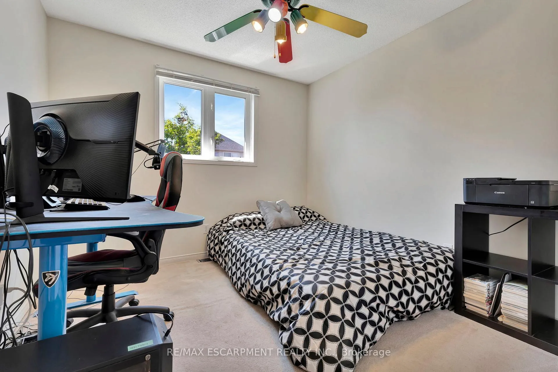 Photo 20 of 30 Meadowpoint Drive, Hamilton, Allison — HOMEH
