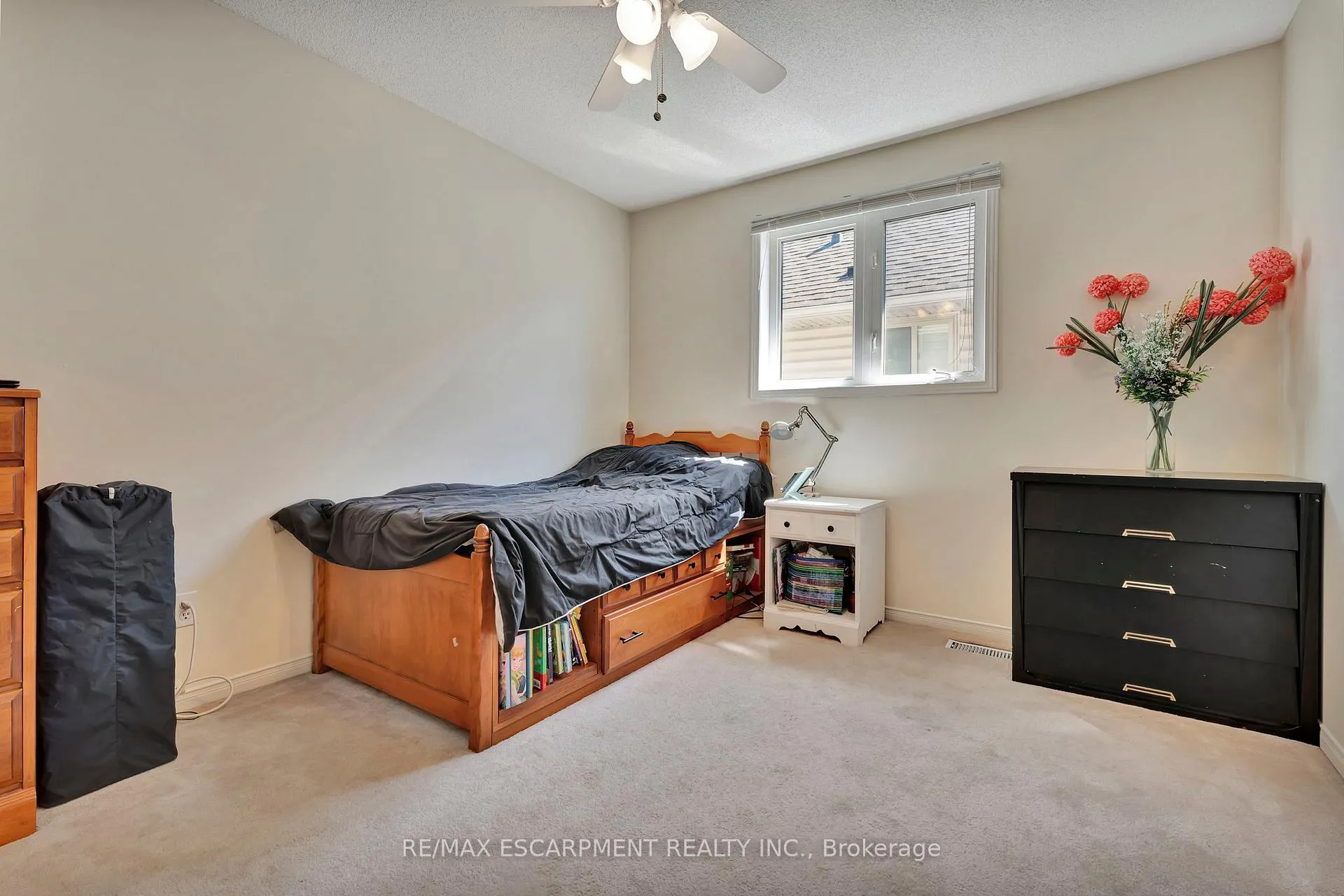 Photo 22 of 30 Meadowpoint Drive, Hamilton, Allison — HOMEH