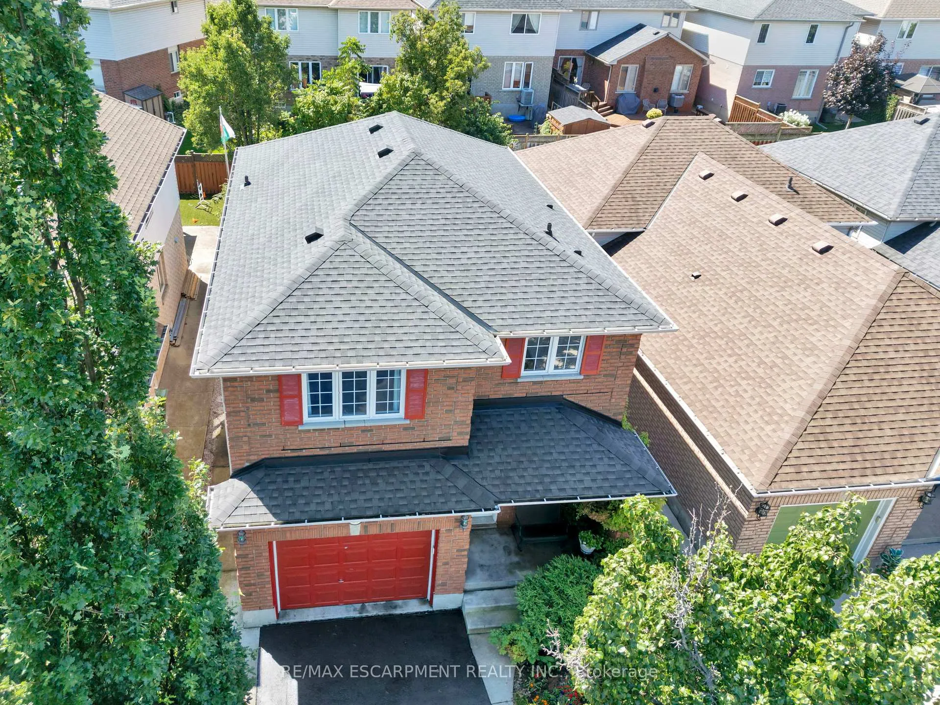 Photo 29 of 30 Meadowpoint Drive, Hamilton, Allison — HOMEH