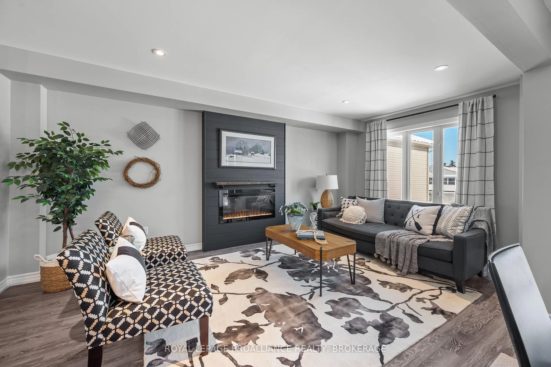Photo 11 of 31 Tegan Court, Loyalist, Odessa — HOMEH