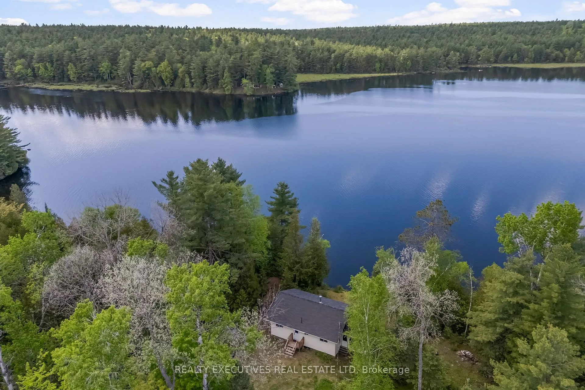 Photo 6 of 3120 Wabalac Side Road, Lanark Highlands, Lanark Highlands (Darling) Twp — HOMEH