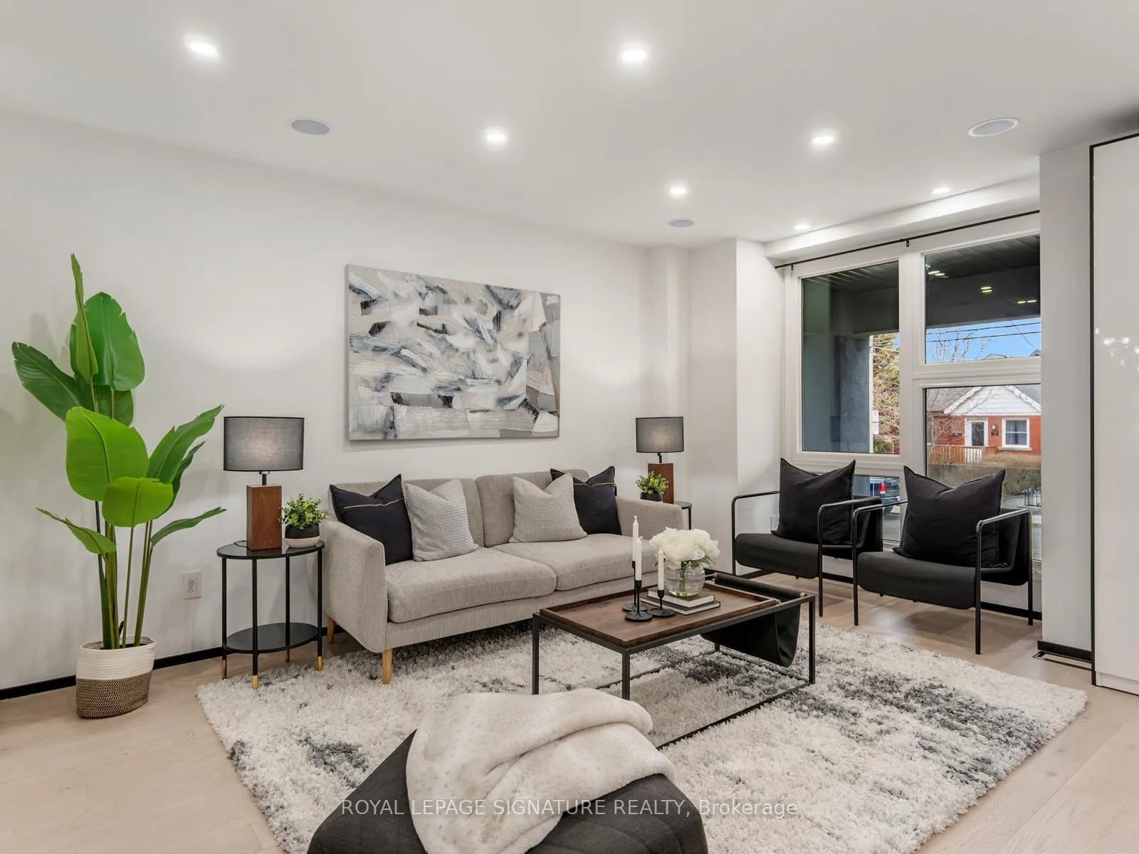 Photo 6 of 186 Oak Park Avenue, Toronto, Woodbine-Lumsden — HOMEH