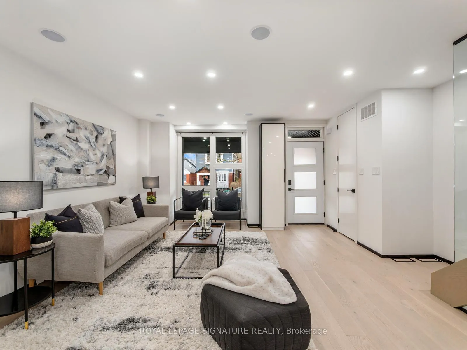 Photo 7 of 186 Oak Park Avenue, Toronto, Woodbine-Lumsden — HOMEH
