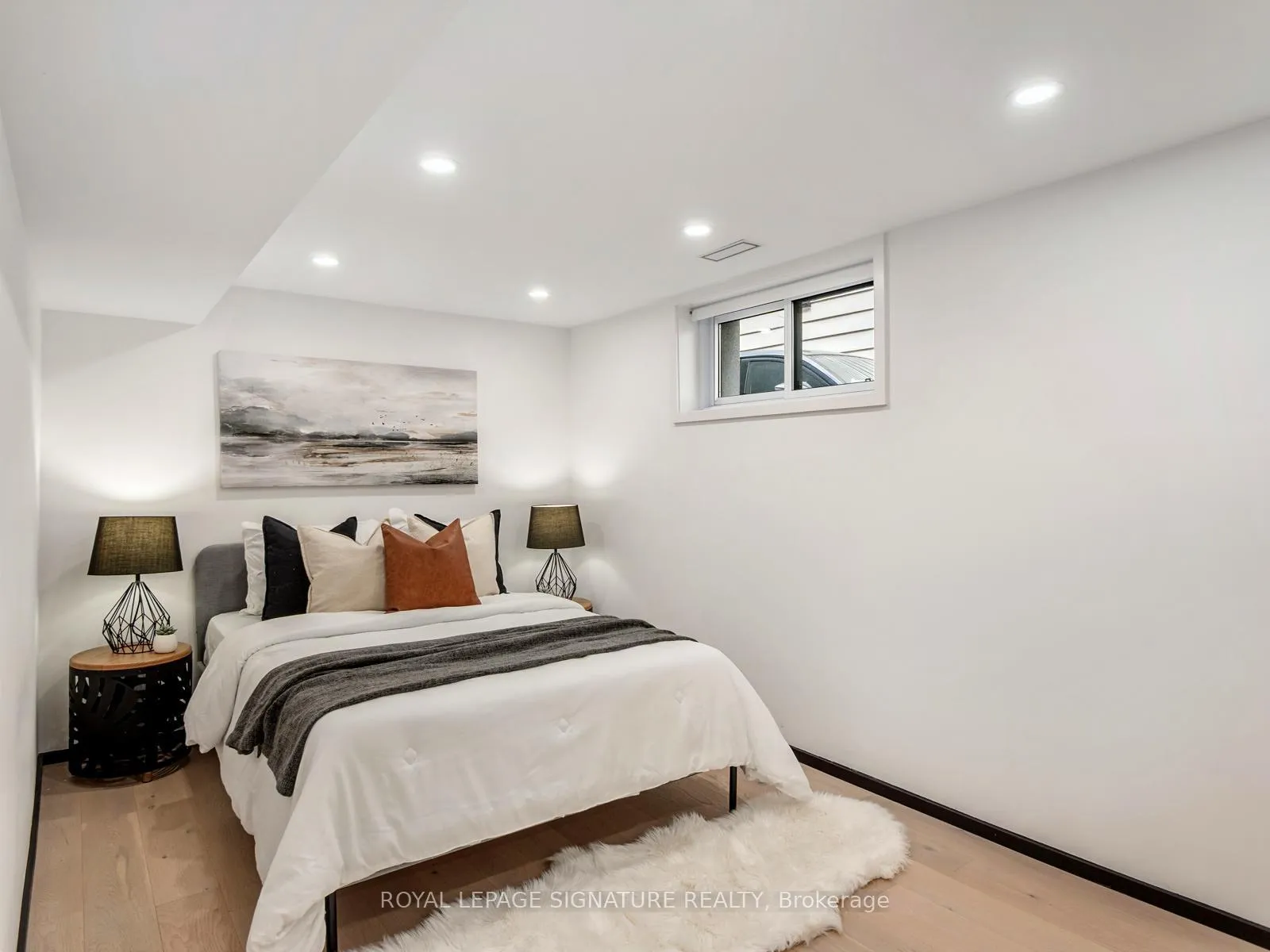Photo 39 of 186 Oak Park Avenue, Toronto, Woodbine-Lumsden — HOMEH