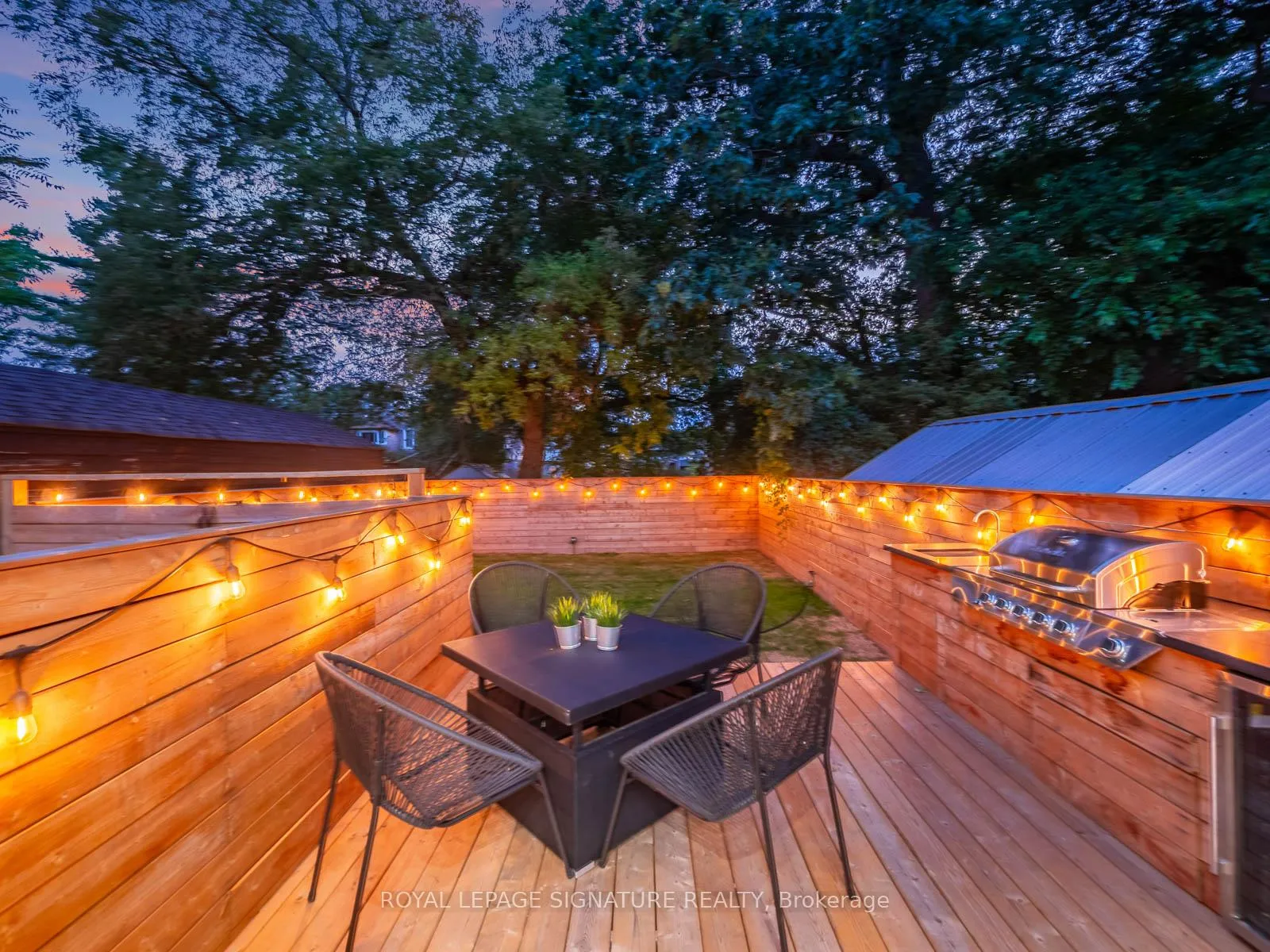 Photo 44 of 186 Oak Park Avenue, Toronto, Woodbine-Lumsden — HOMEH