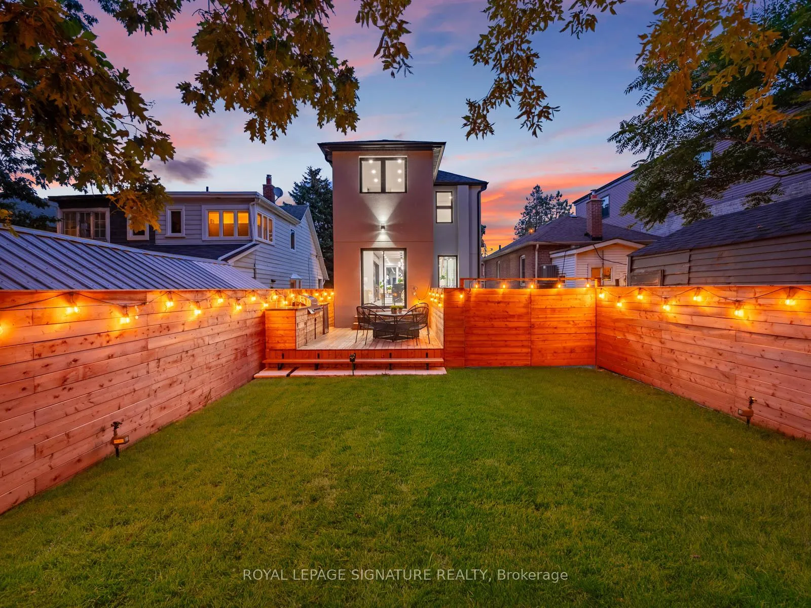 Photo 45 of 186 Oak Park Avenue, Toronto, Woodbine-Lumsden — HOMEH