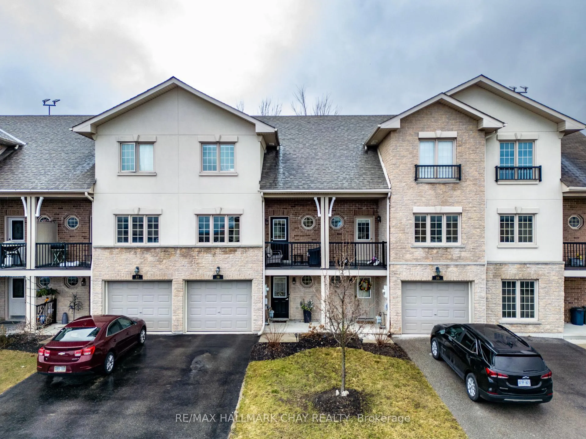 Photo 1 of Unit 36, 175 Stanley Street, Barrie, East Bayfield — HOMEH