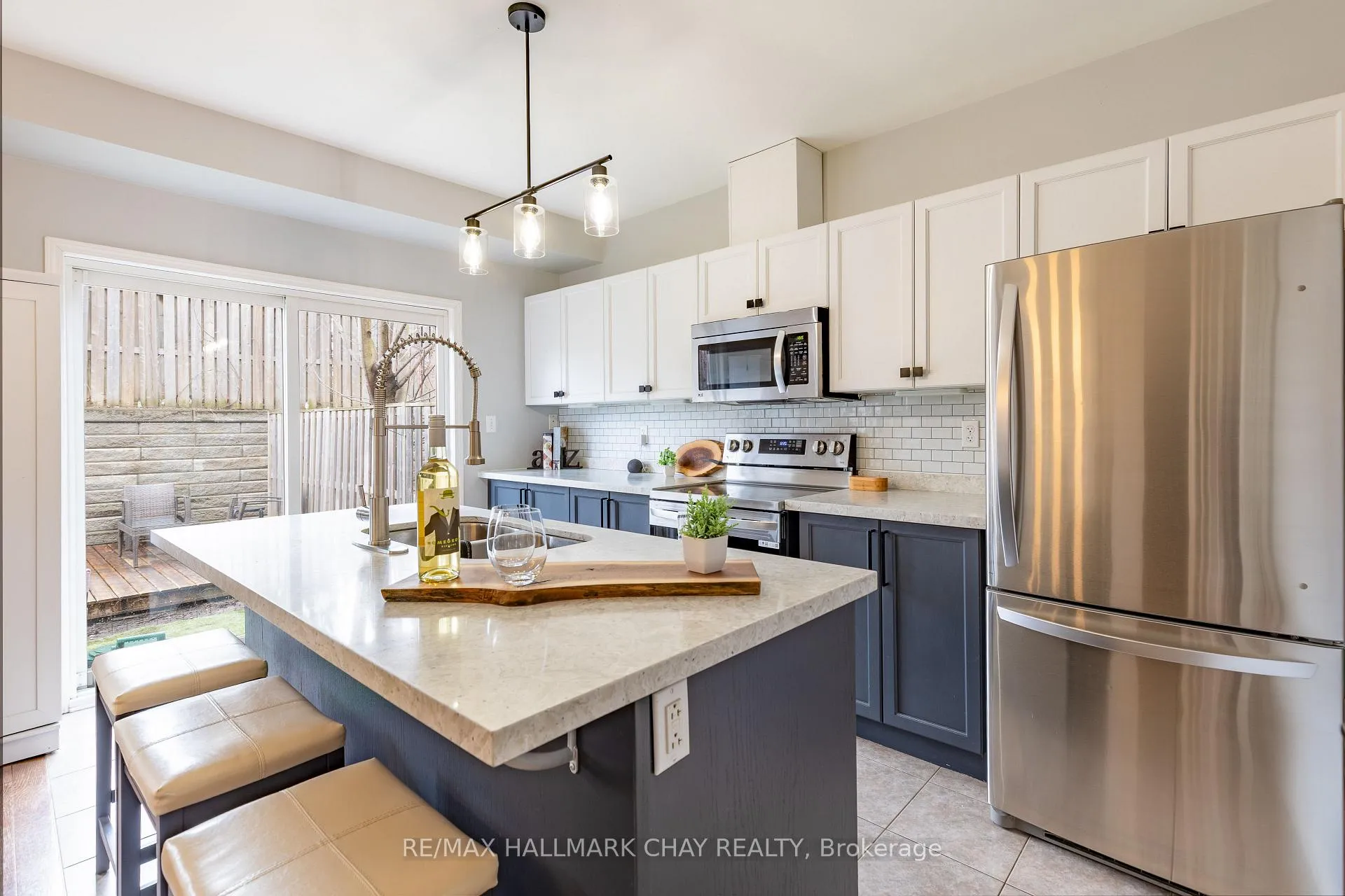 Photo 15 of Unit 36, 175 Stanley Street, Barrie, East Bayfield — HOMEH