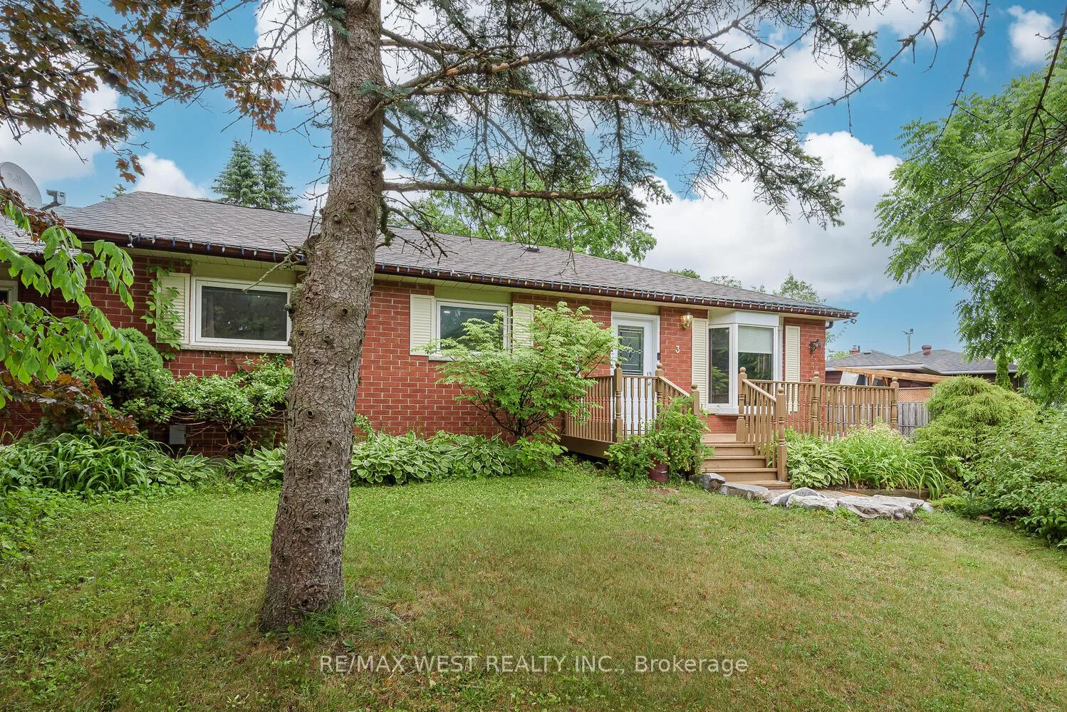 Photo 2 of 3 Carberry Street, Erin, Hillsburgh — HOMEH