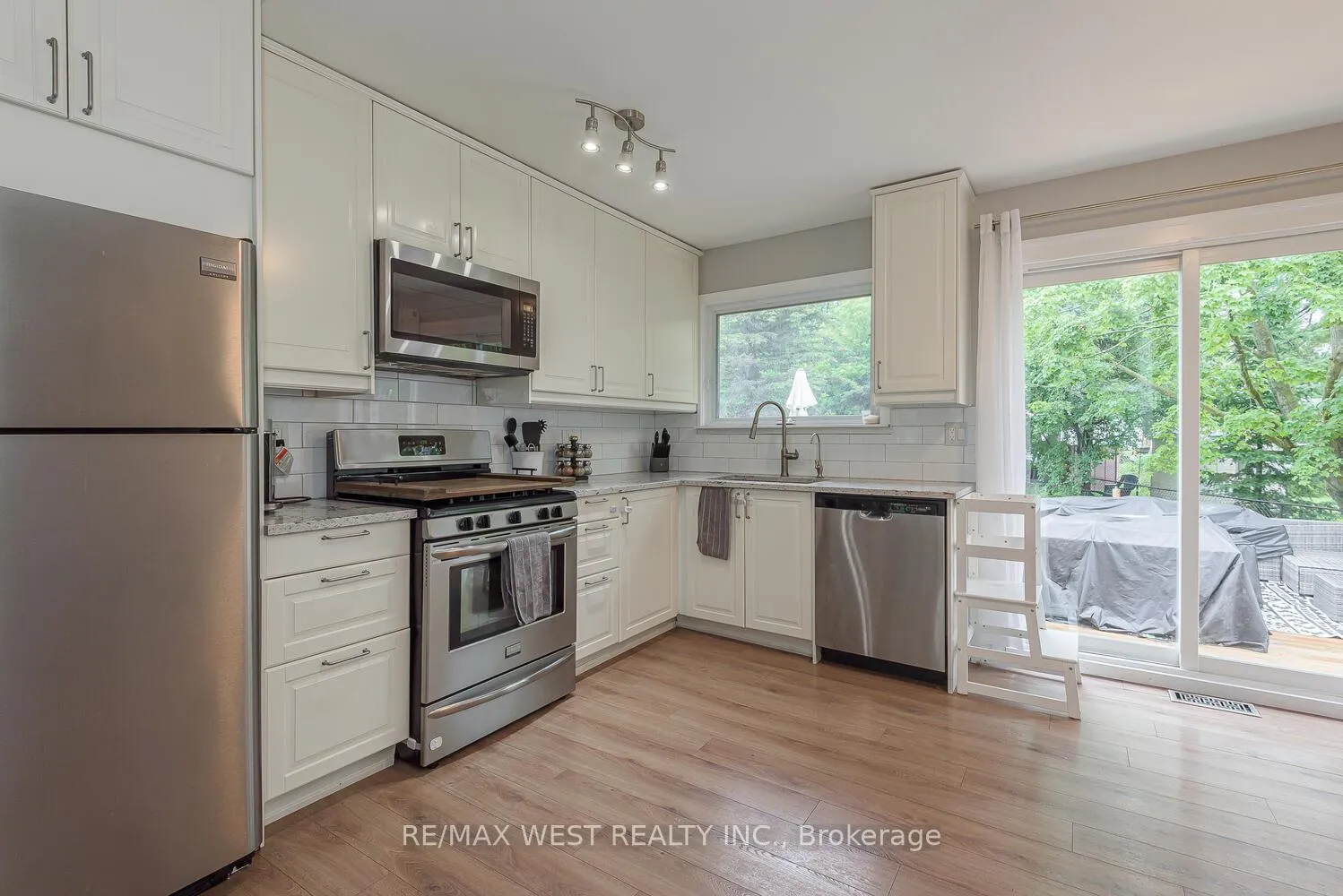 Photo 12 of 3 Carberry Street, Erin, Hillsburgh — HOMEH