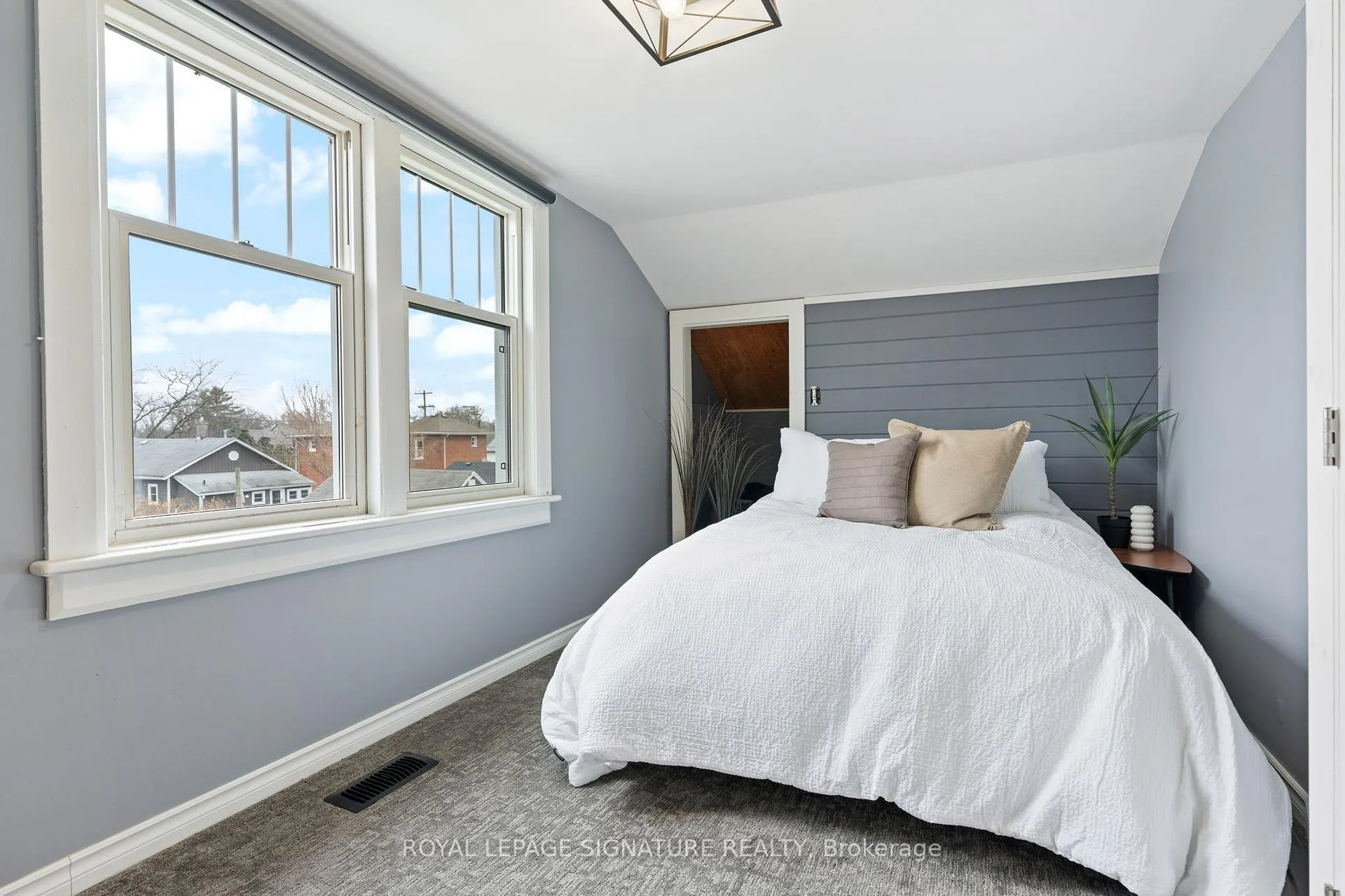 Photo 18 of 108 Nelson Street E, Norfolk, Port Dover — HOMEH