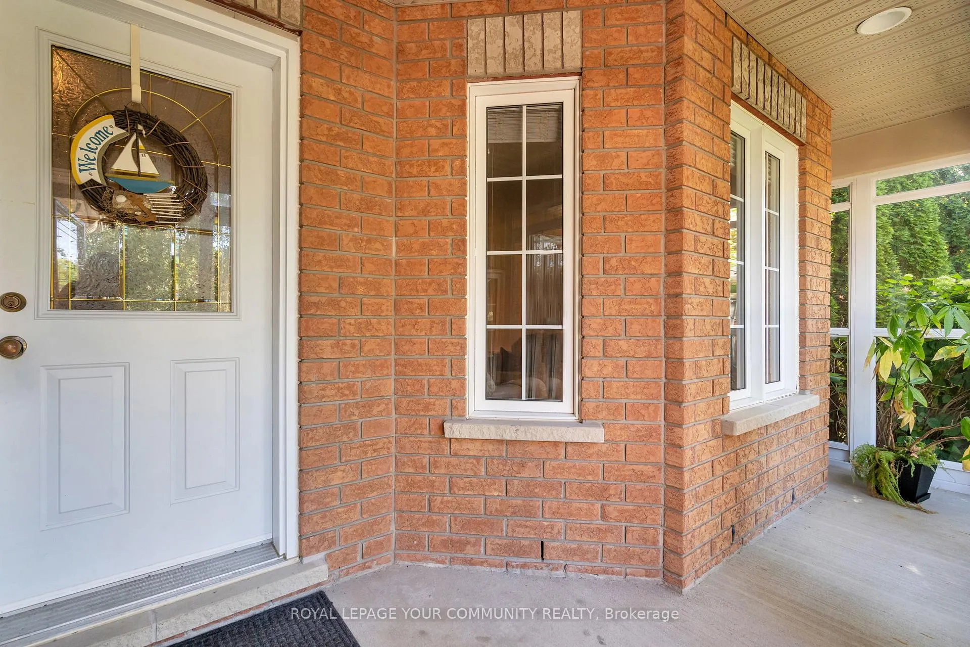 Photo 3 of 73 Anderson Crescent NE, Tay, Victoria Harbour — HOMEH