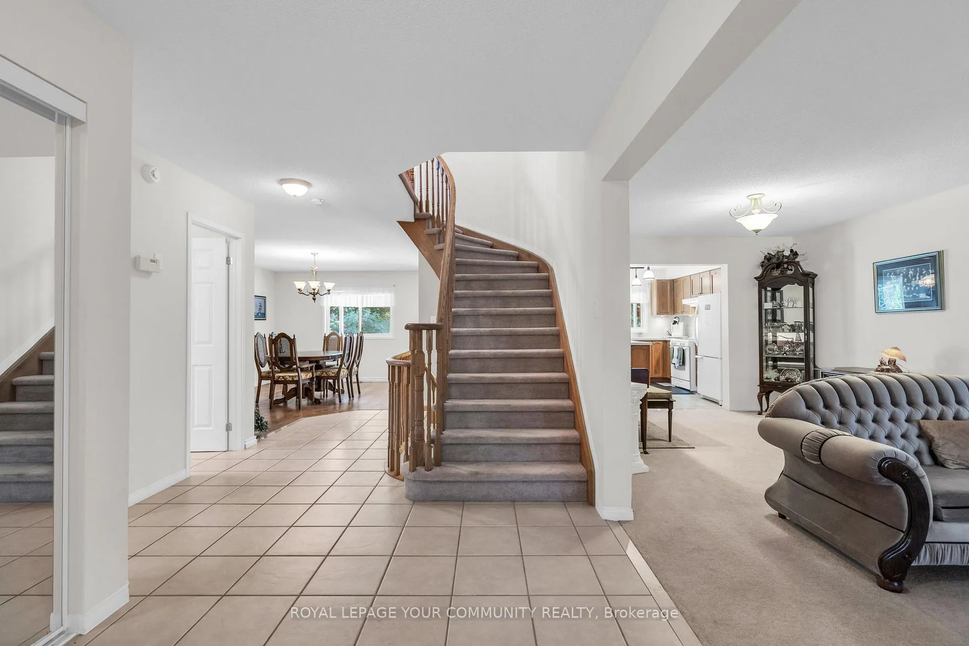 Photo 5 of 73 Anderson Crescent NE, Tay, Victoria Harbour — HOMEH