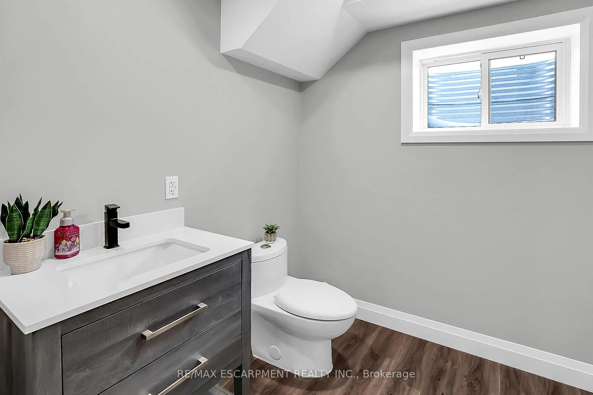Photo 36 of 779 4TH Line, Haldimand — HOMEH