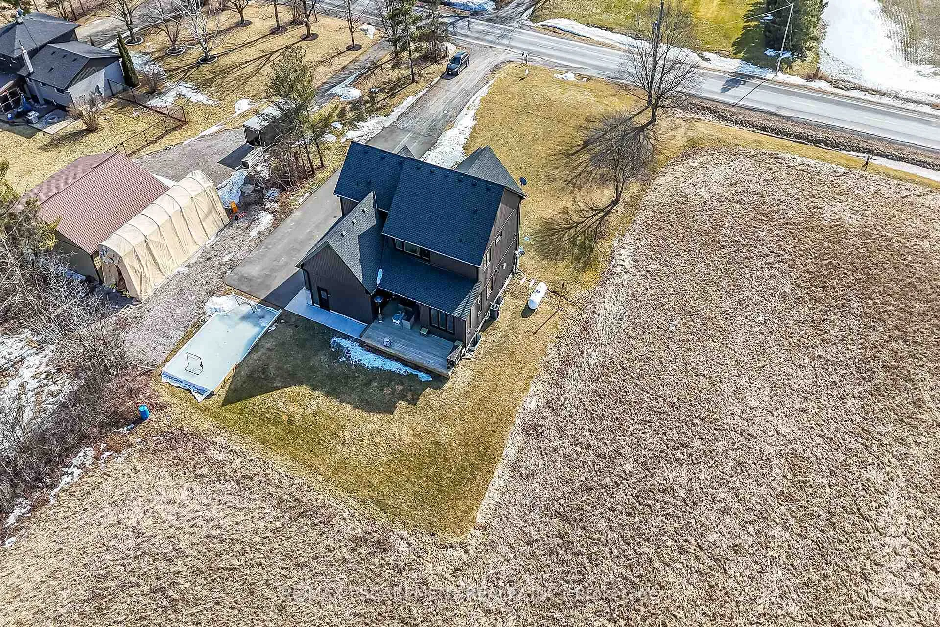 Photo 47 of 779 4TH Line, Haldimand — HOMEH